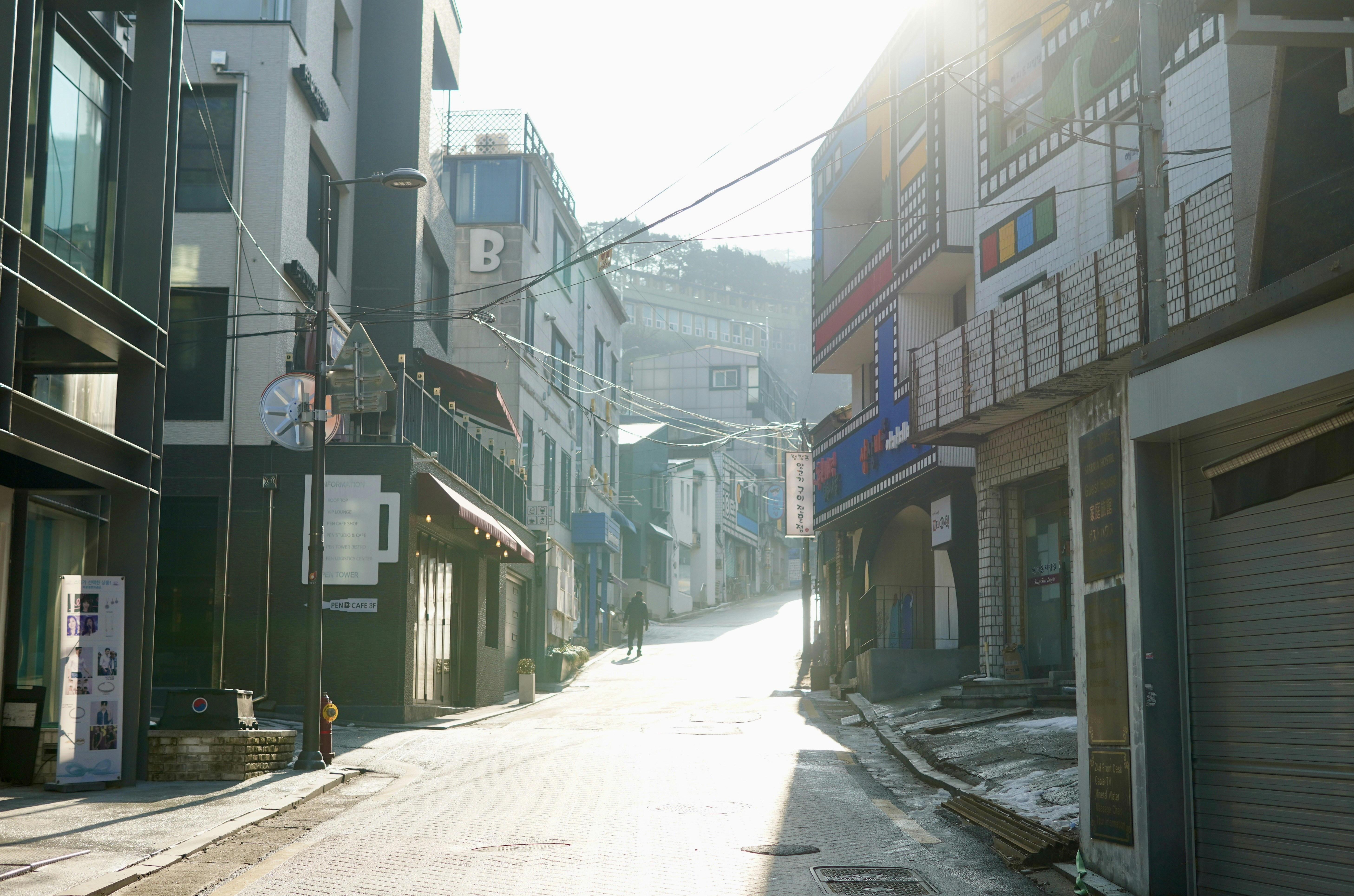 Sleepover at a Jjimjilbang?! Your Ultimate Korean Chill Spot! 😴