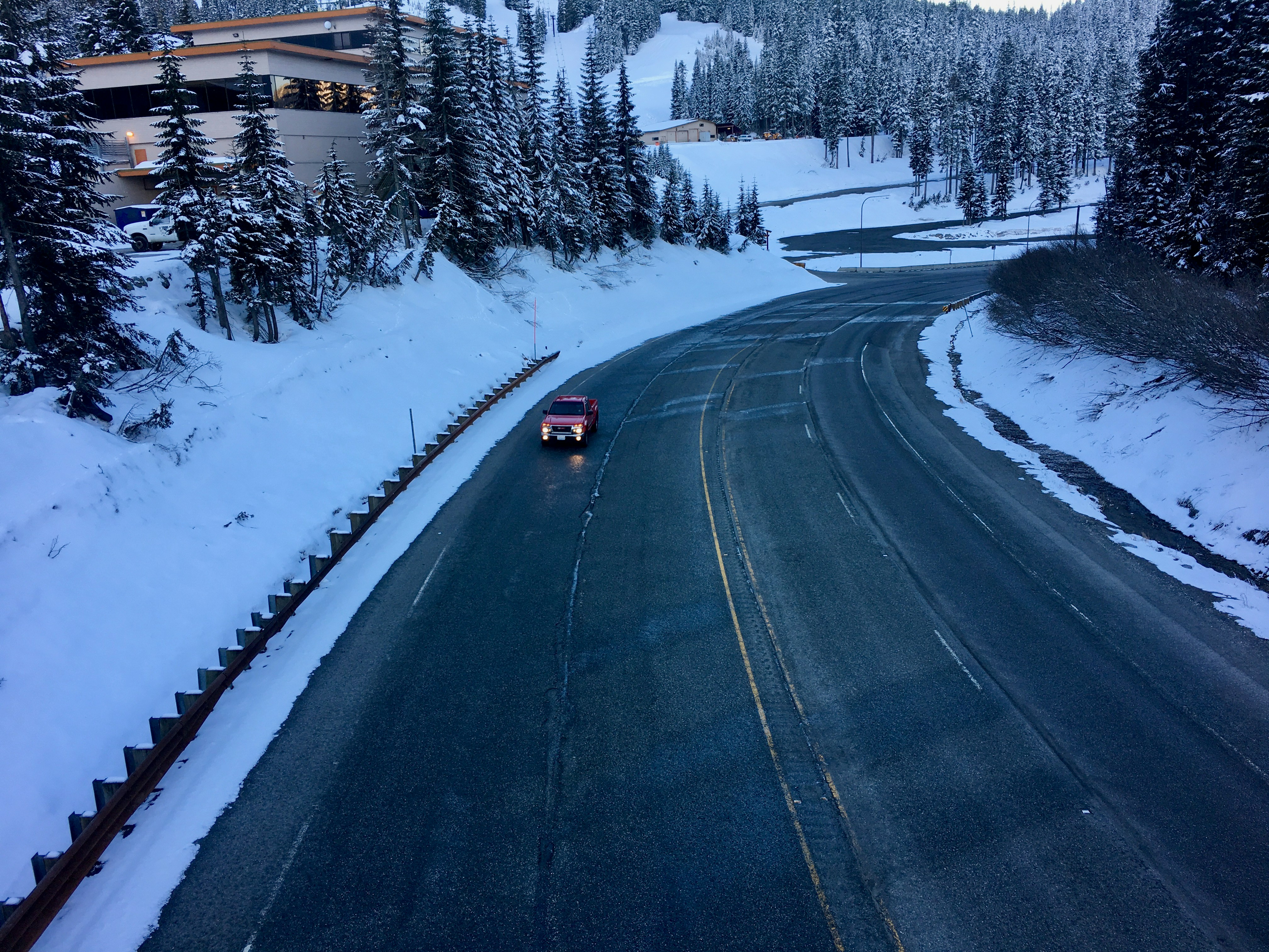 U.S. Targets Houthi Missile Storage Sites in Yemen with B-2 Bombers