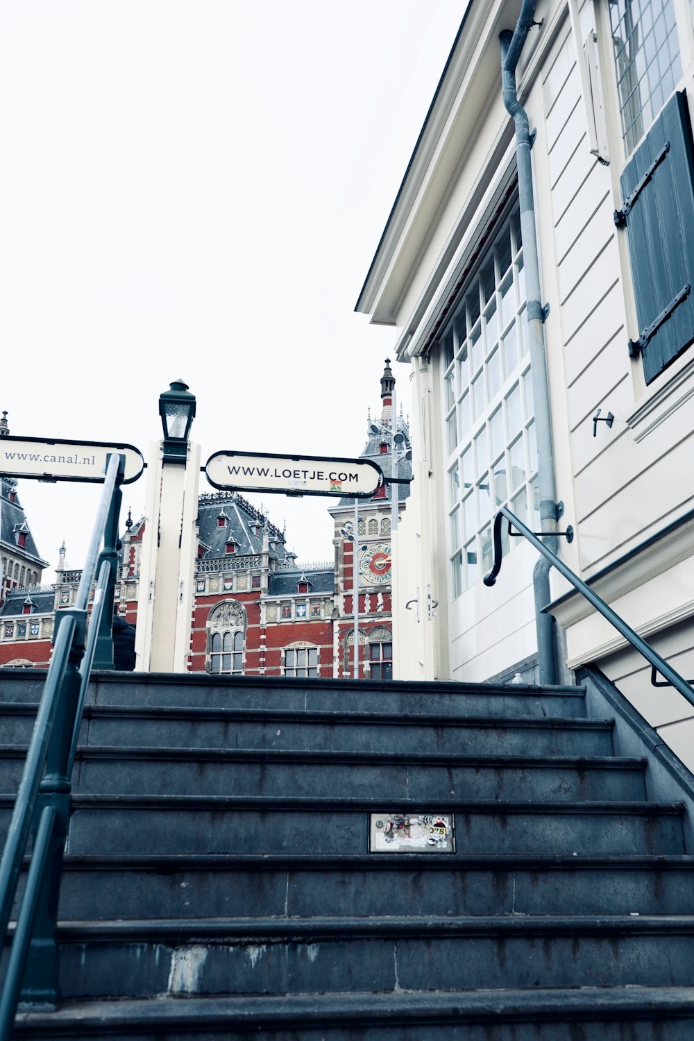 a set of stairs leading up to a building