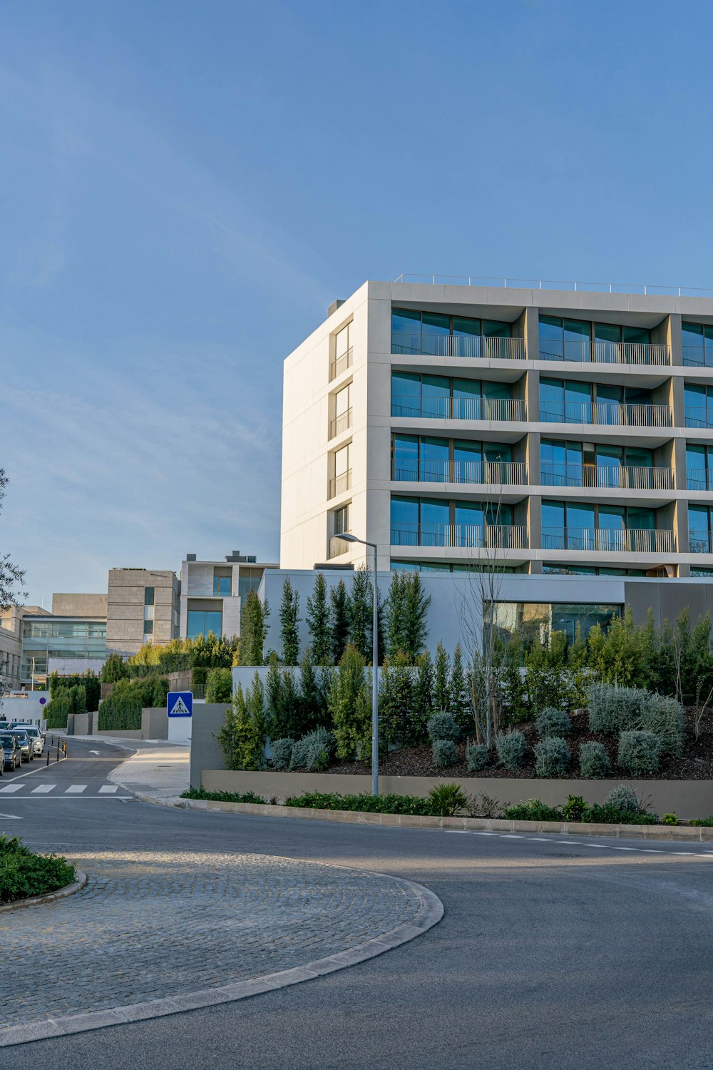 a large building with many windows on the side of it