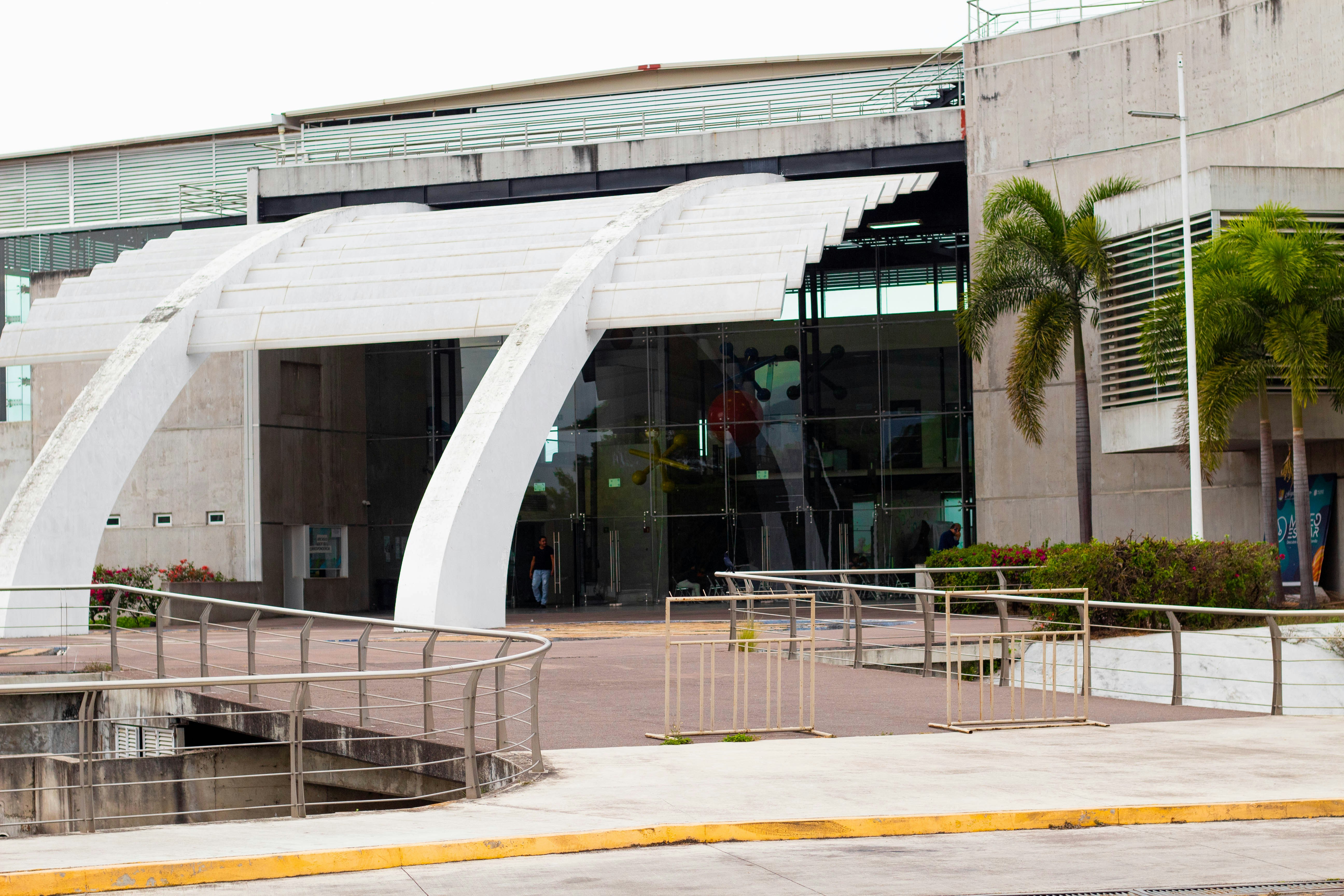 Photo by alexgallegos