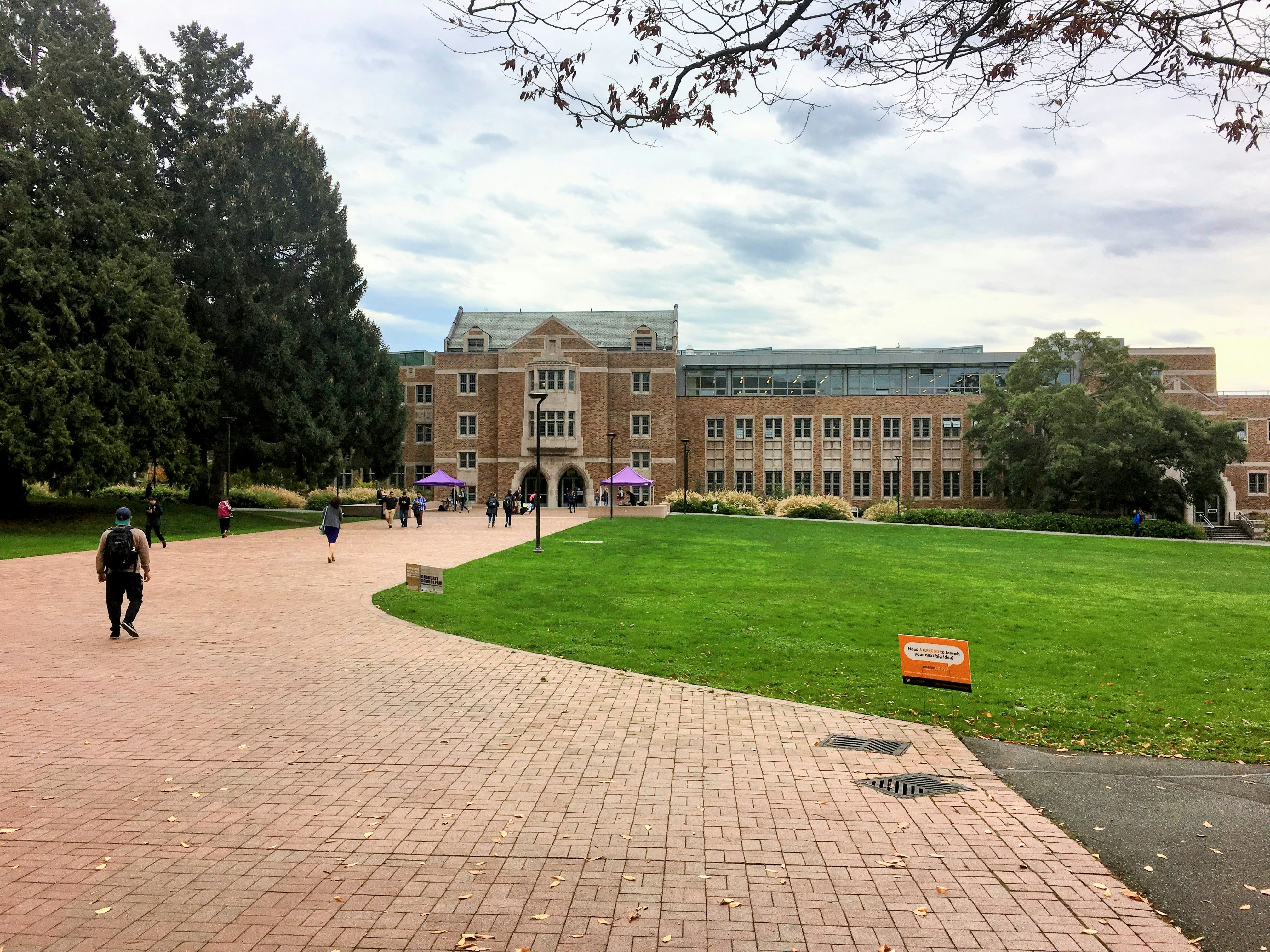 Net Zero on Paper: The Contradiction at the Heart of University Climate Finance