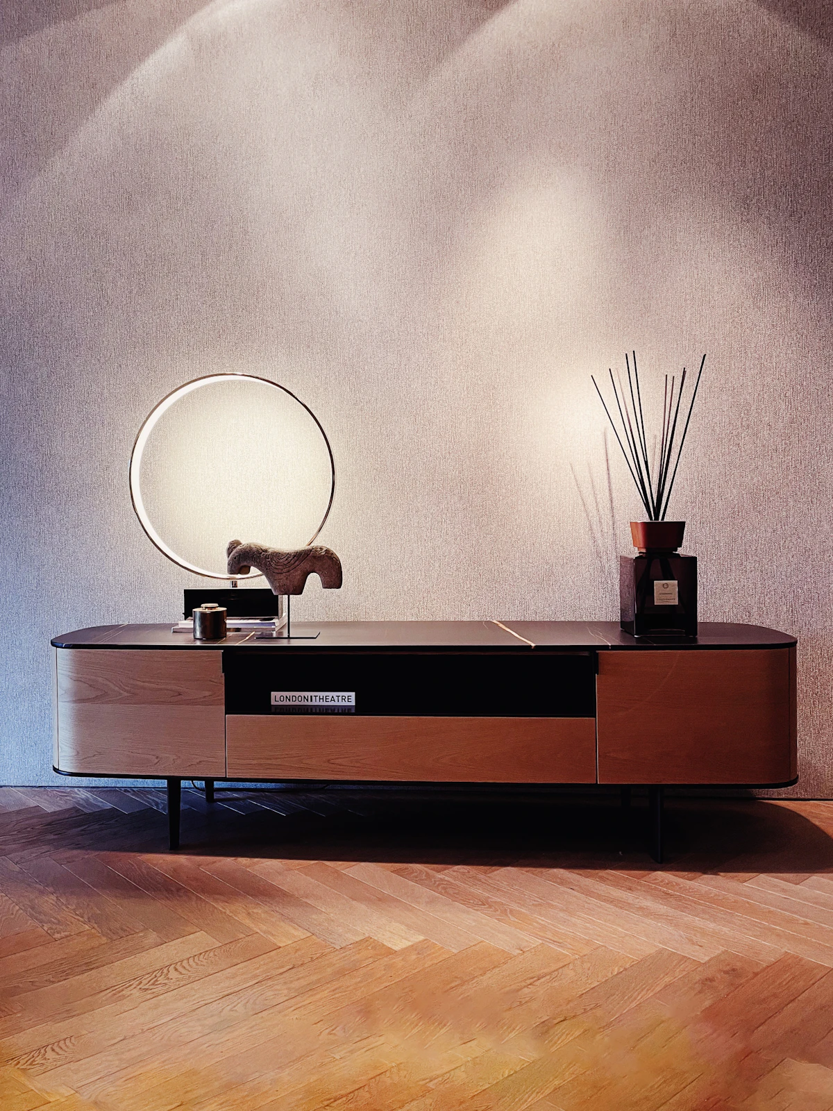 Buffet bas Orizzonte en marbre Noir Marquina