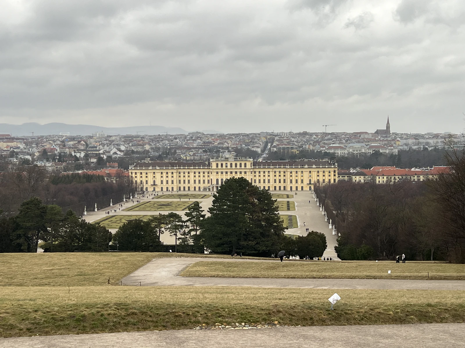The Ritz-Carlton, Vienna and Its Atmosphere Rooftop Bar