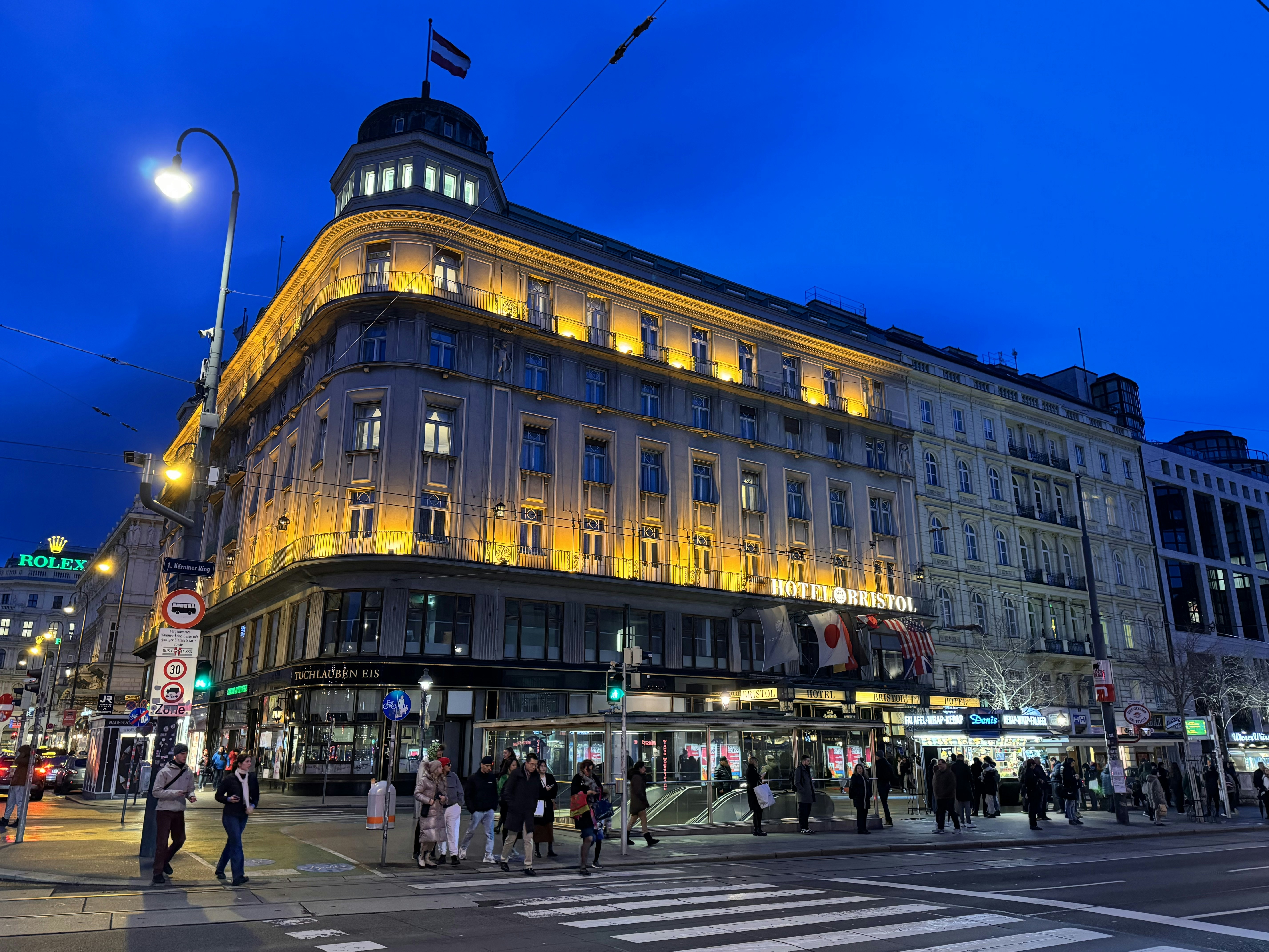 Photo by joshimilestoner