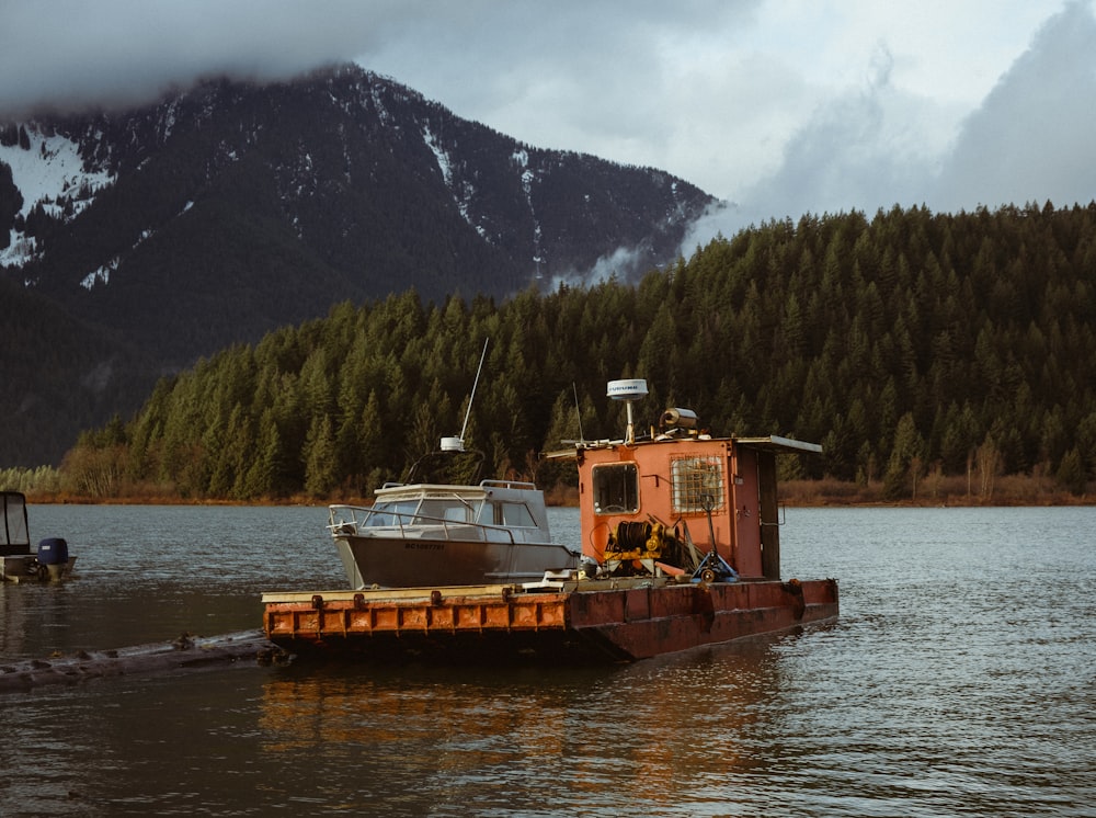 a boat that is sitting in the water