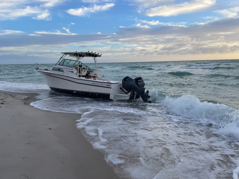 a boat that is sitting in the water