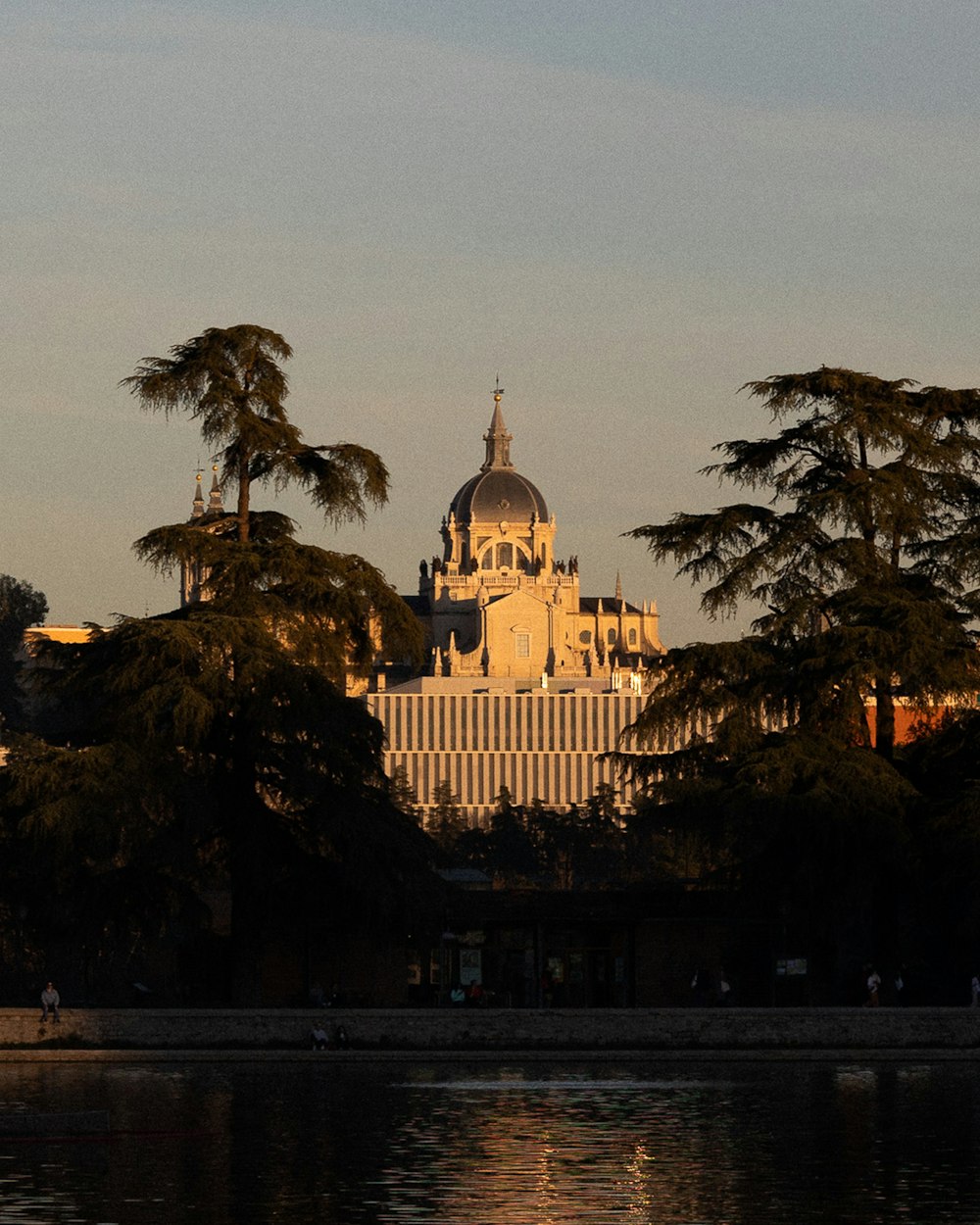 a large building with a dome on top of it