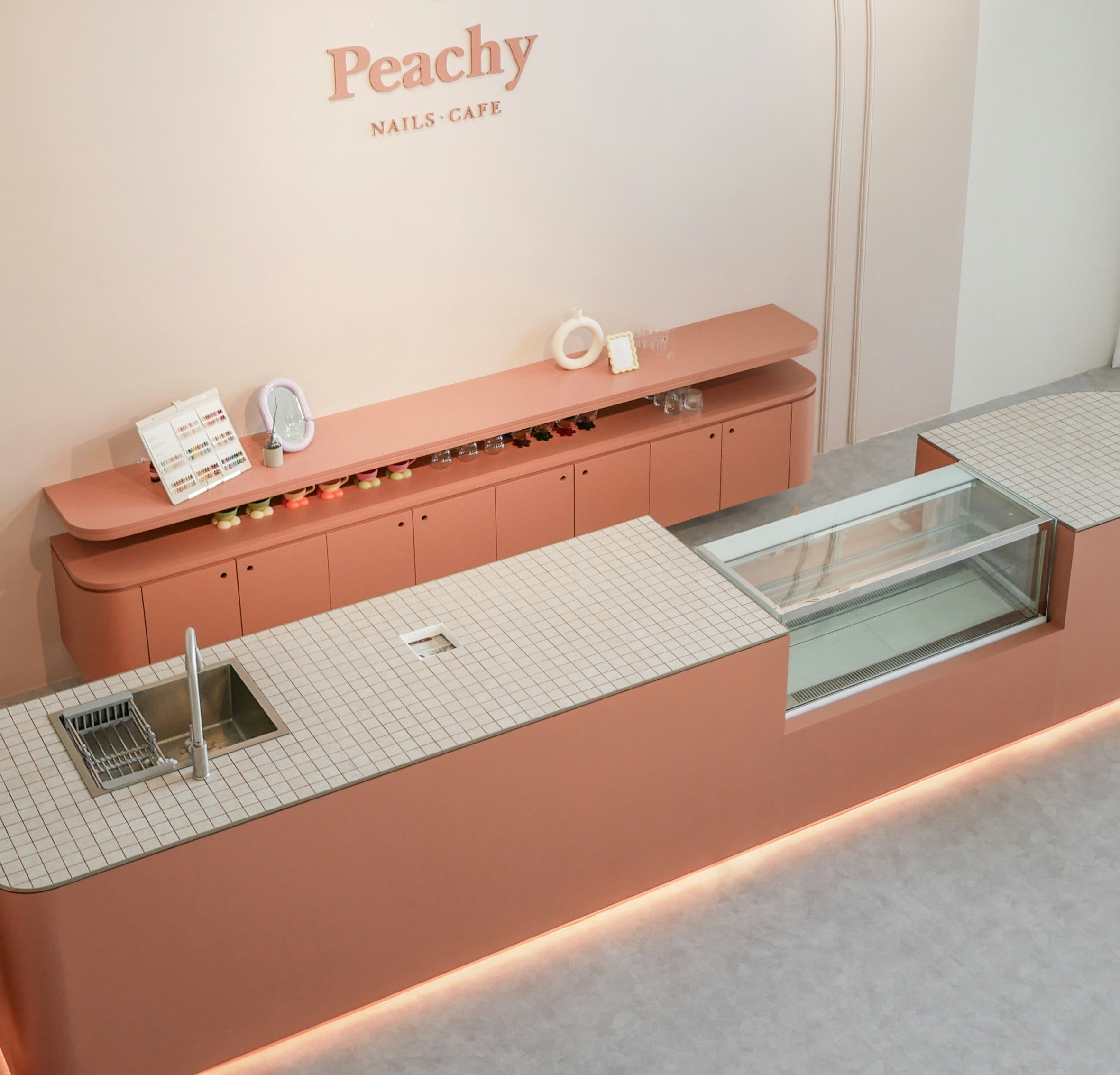A counter in a store with a sink and counter top photo – Free Interior ...