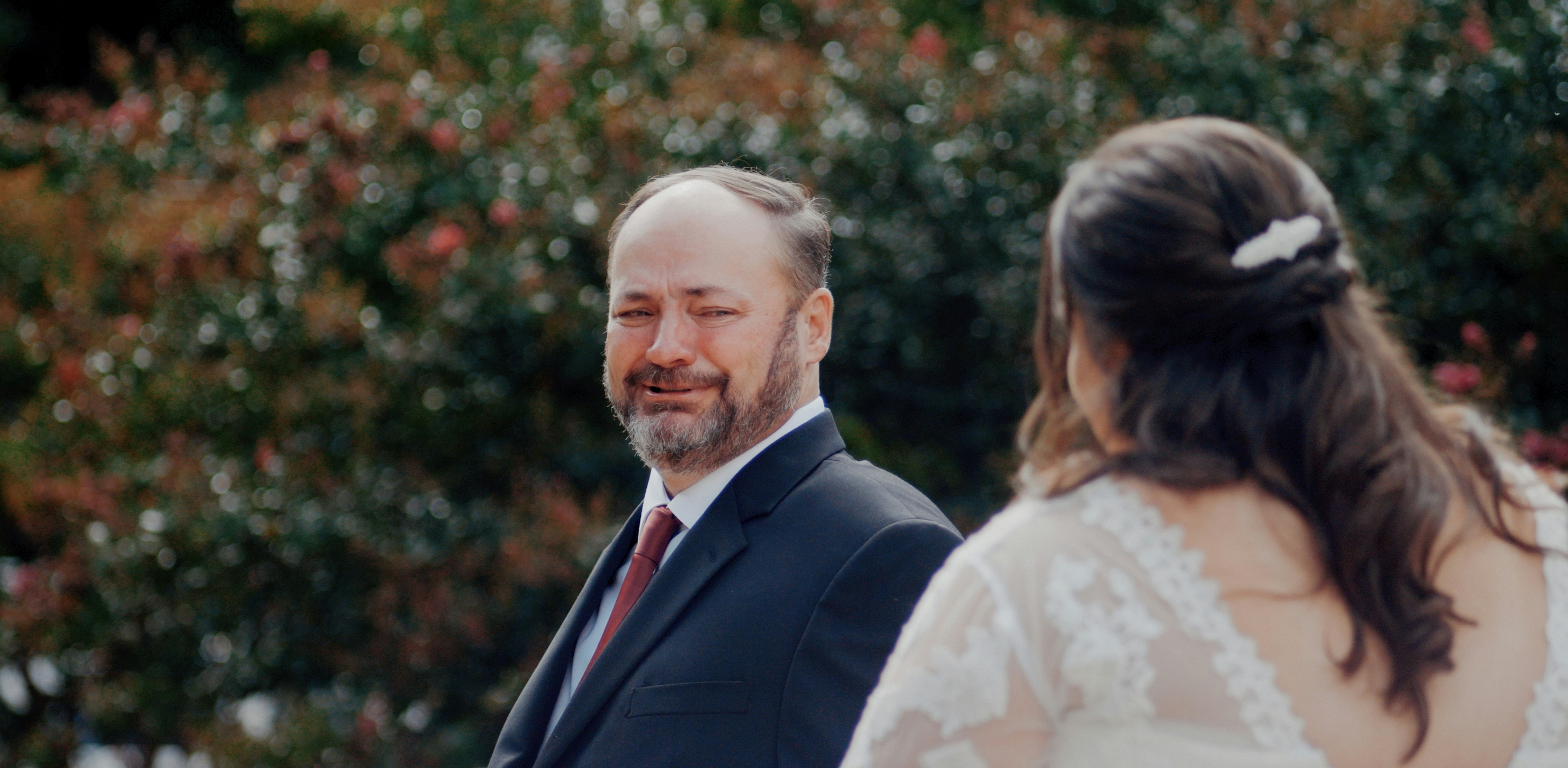 photo-1708133301467-6c8304c49ff3?ixid=M3