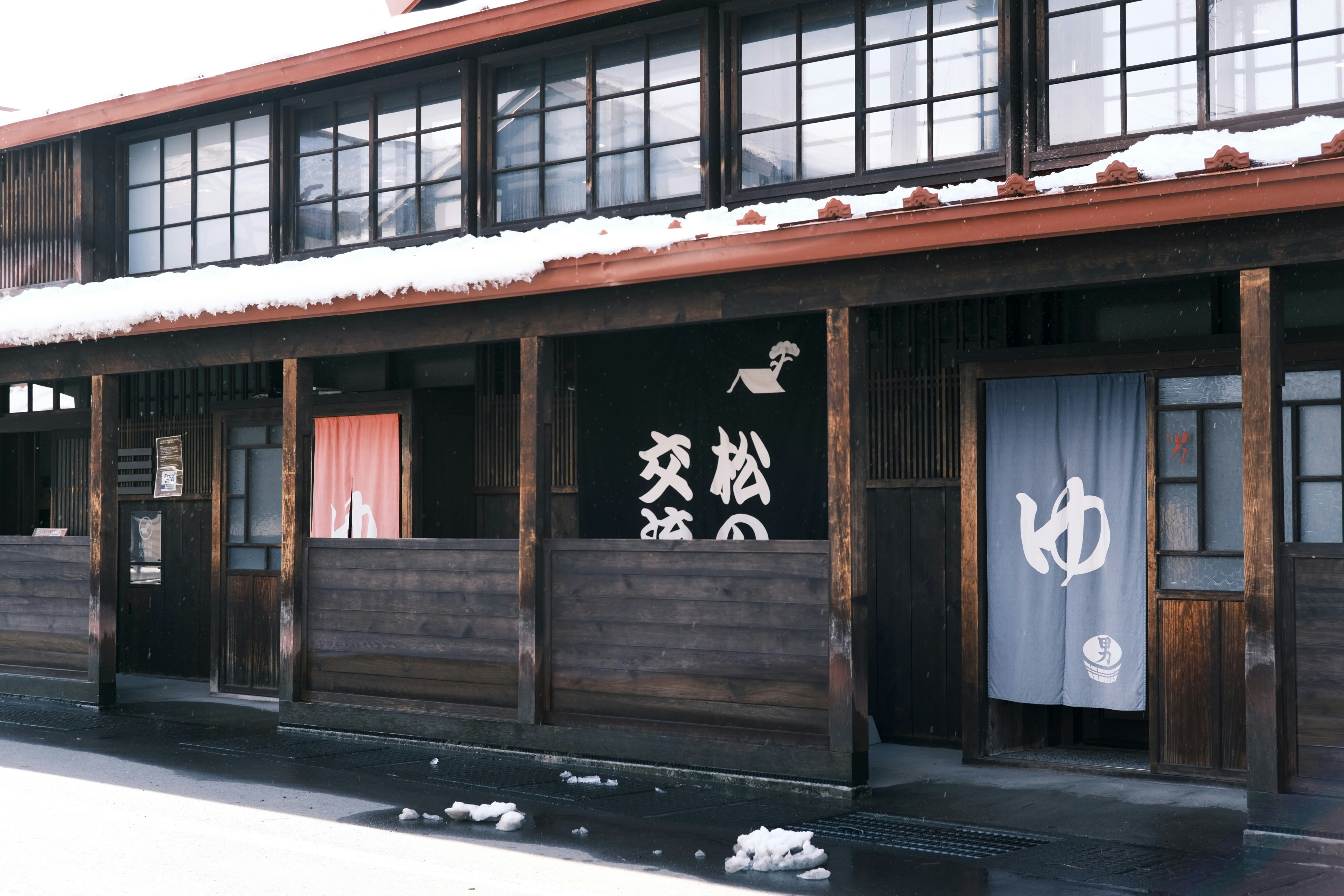 Photo by seiya_maeda