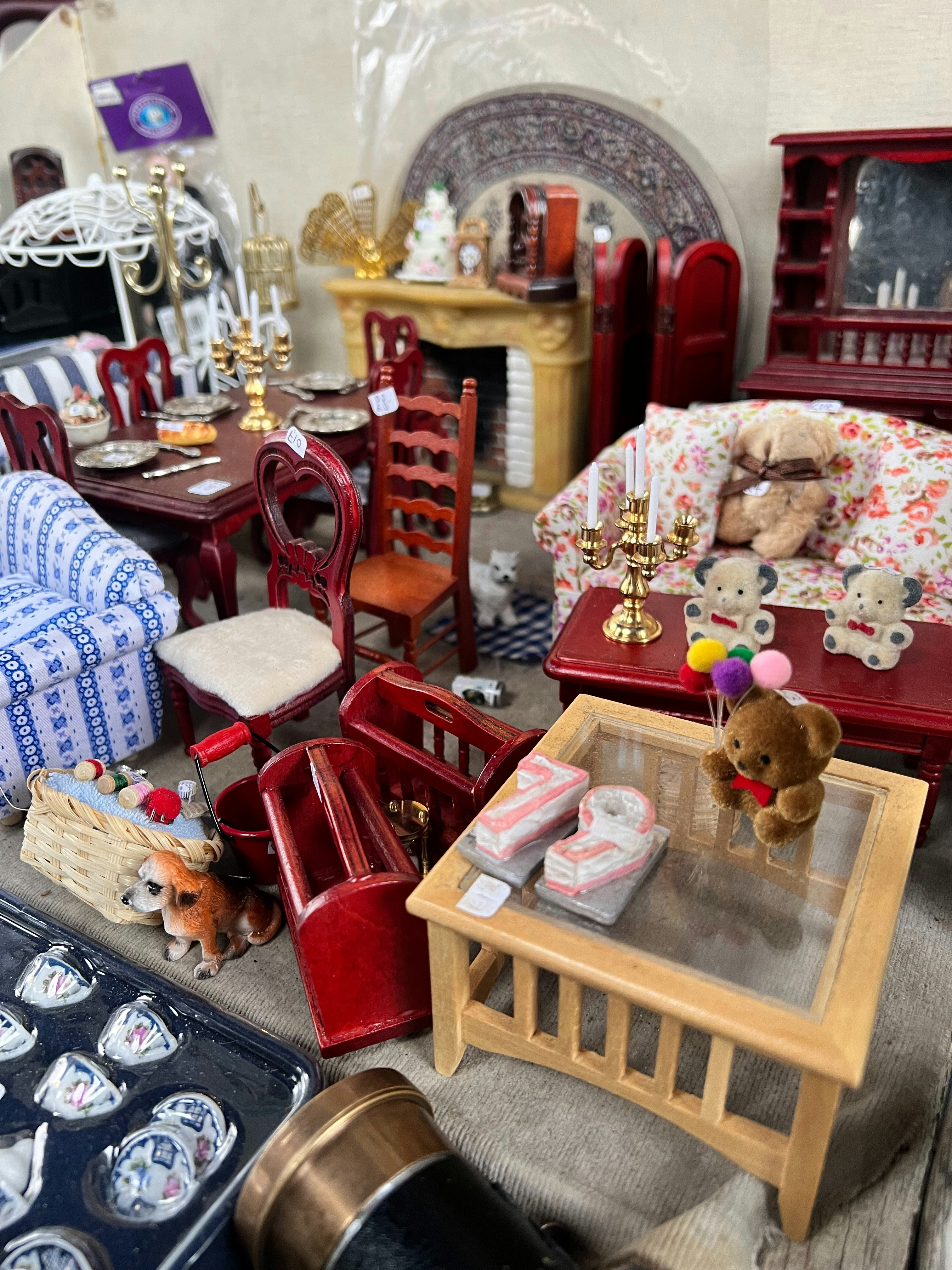 Find the Best Black Friday Deals on Dollhouses: A Guide to Top Stores for Savings