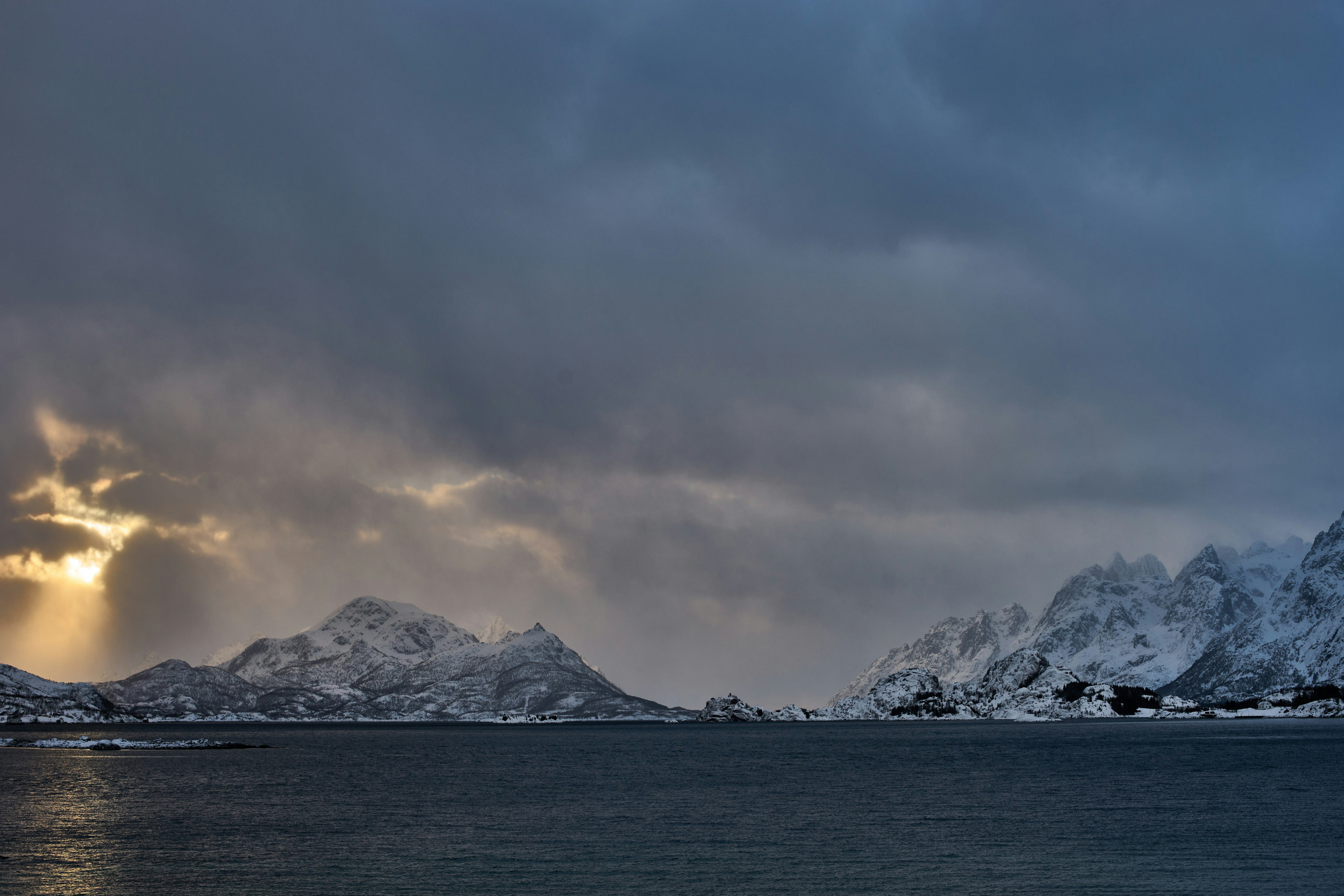 Photo by wolfgang_hasselmann