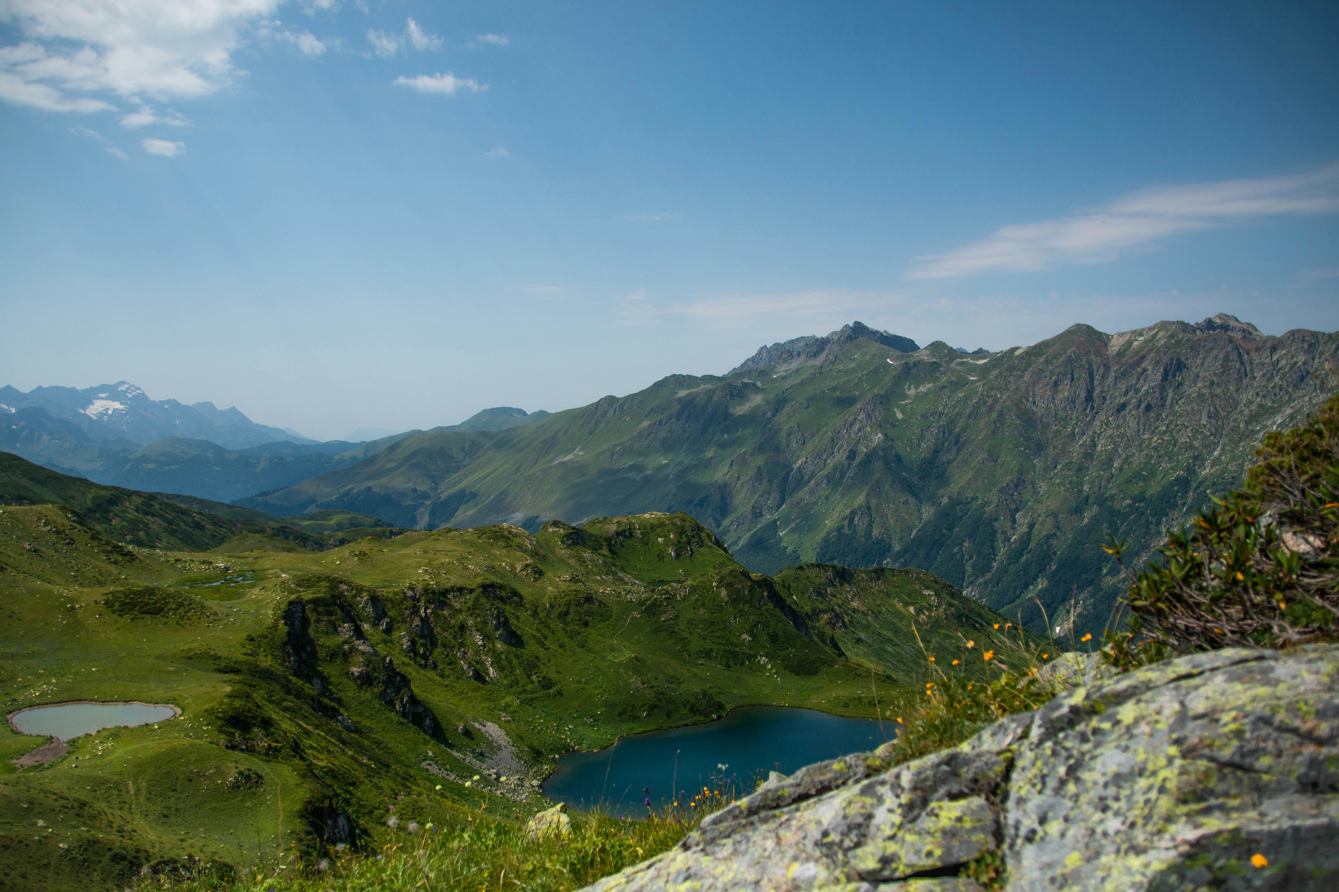 Photo by maksimzaviktorin