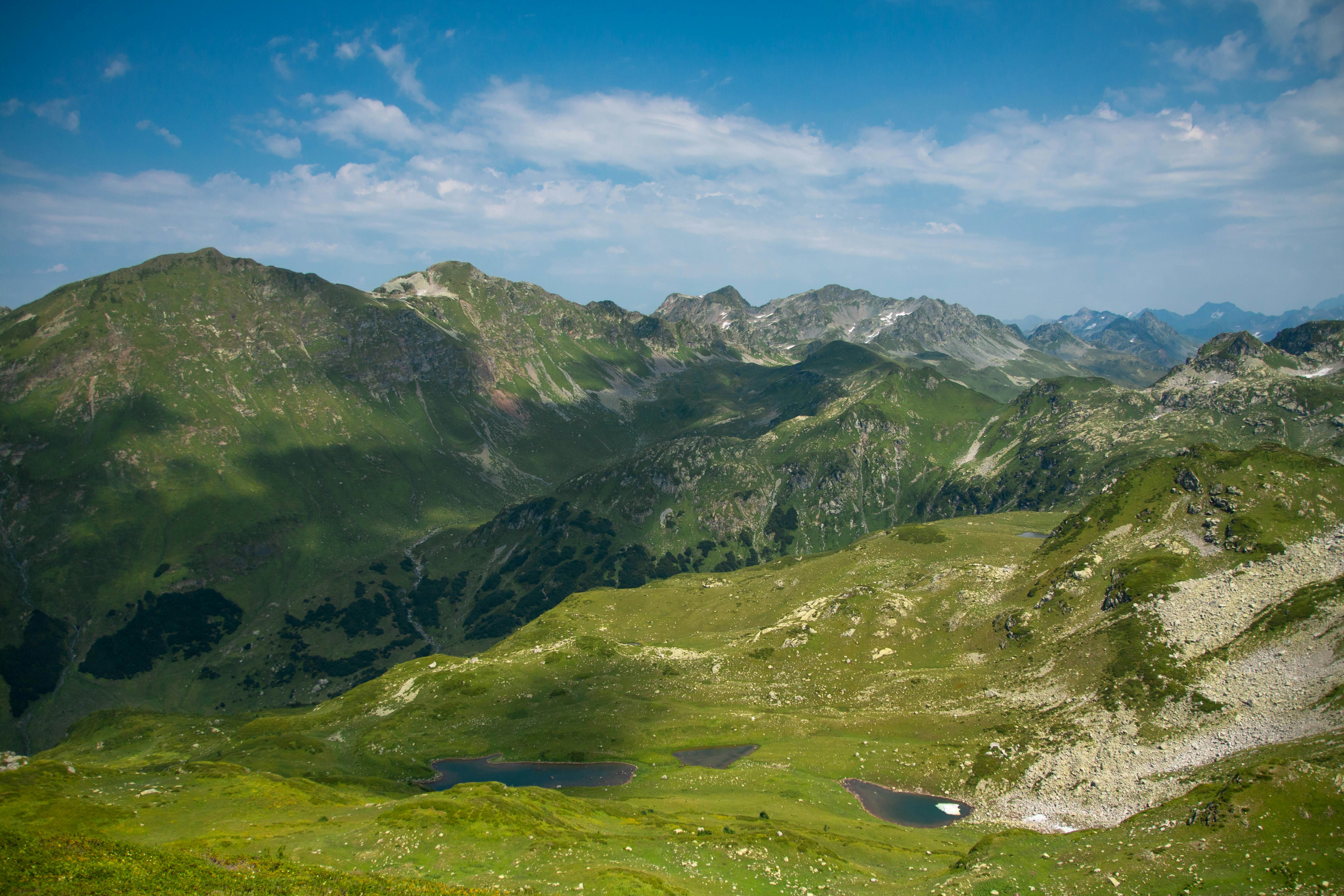 Photo by maksimzaviktorin