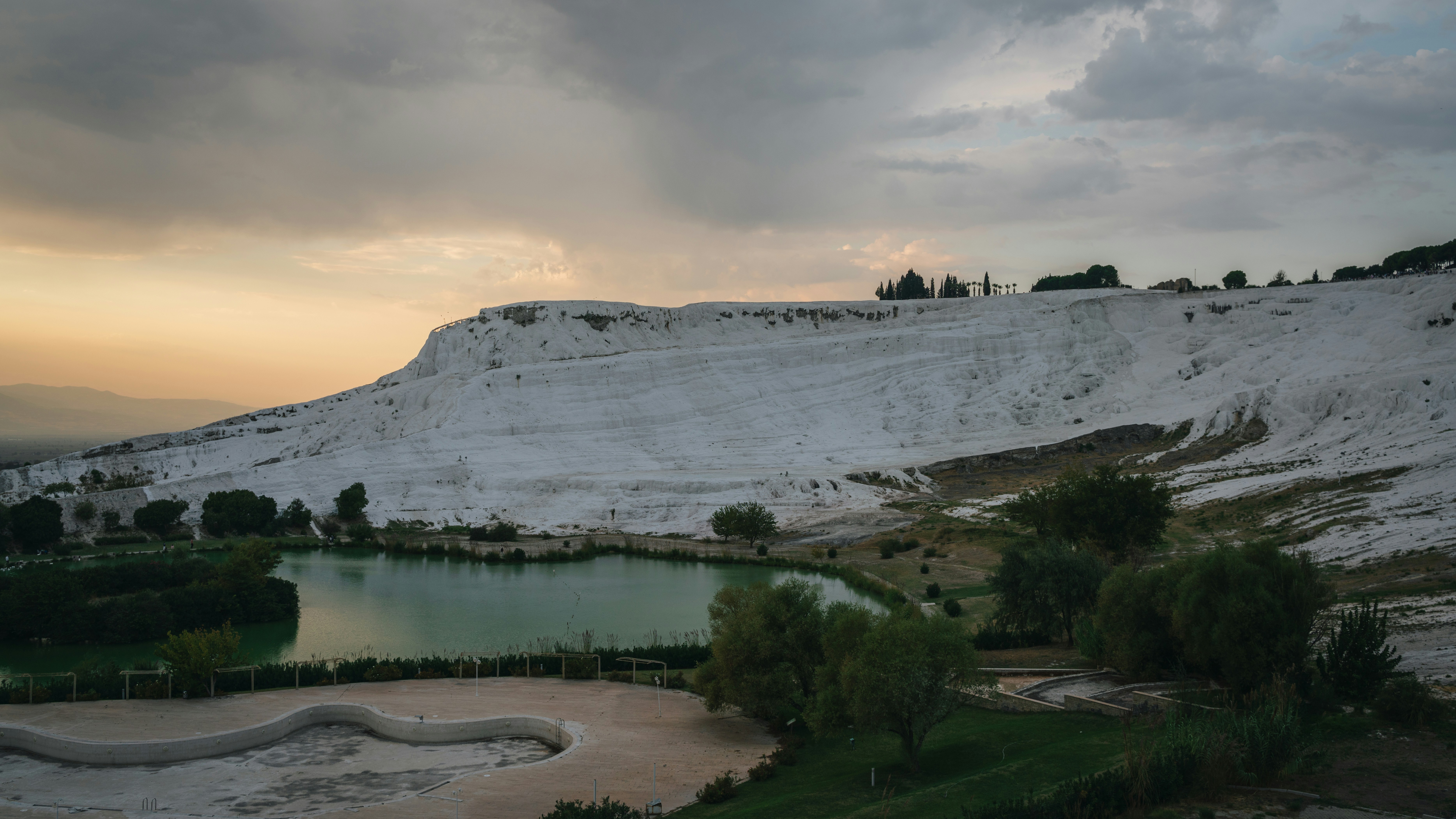 Discover the Breathtaking Marvels of Pamukkale: A Must-Visit in Your Turkey Holiday