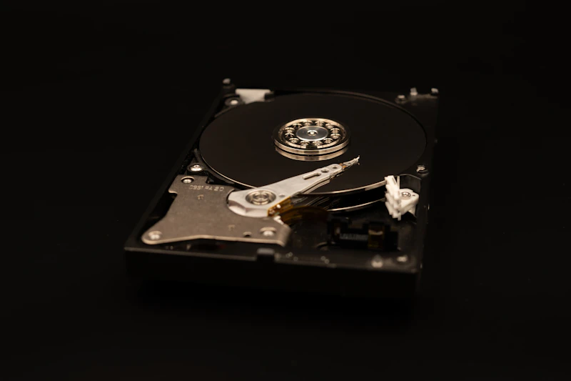 Hard Disk Drives (HDD)