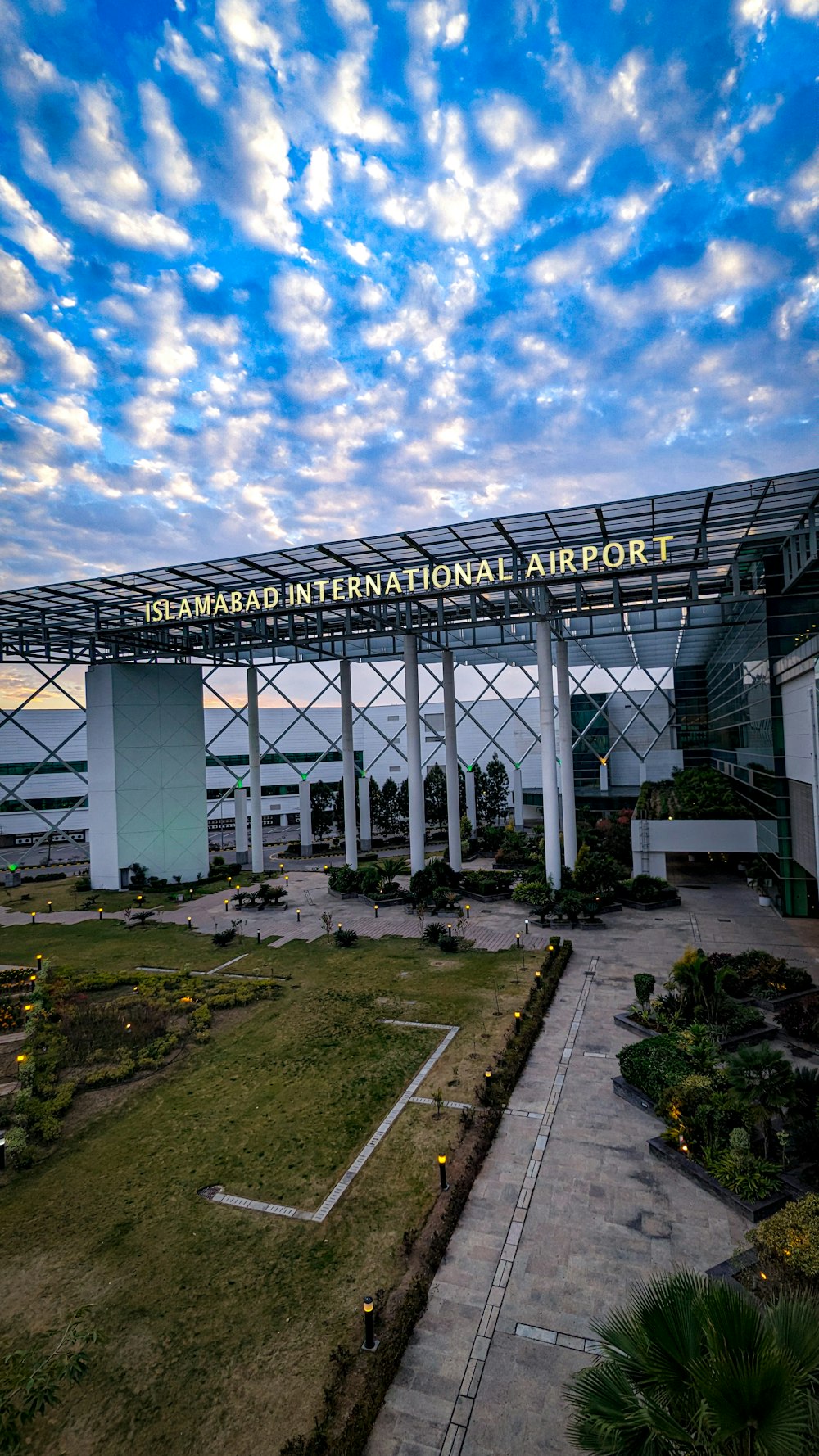 a large building with a sky background