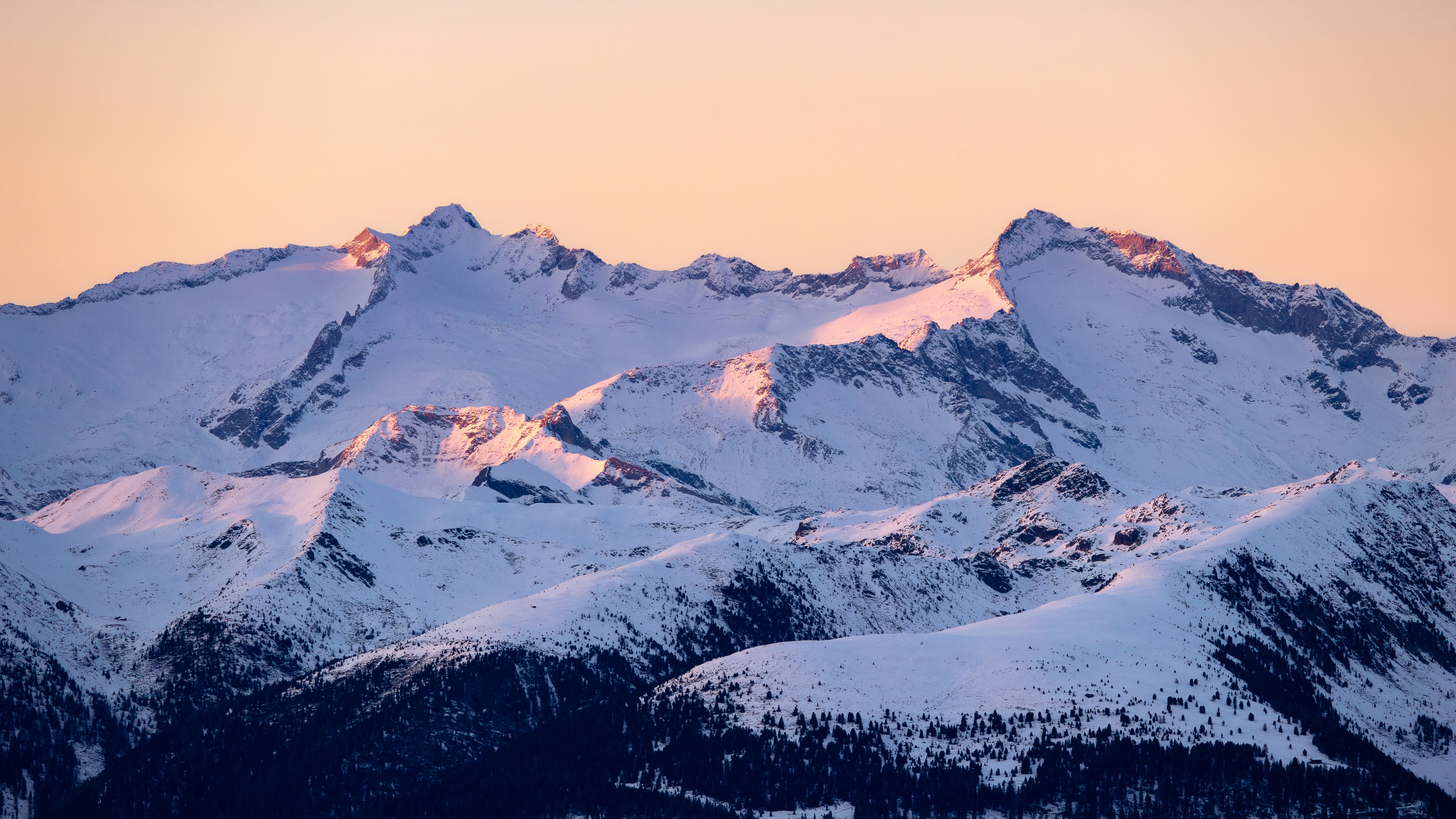 Photo by marekpiwnicki