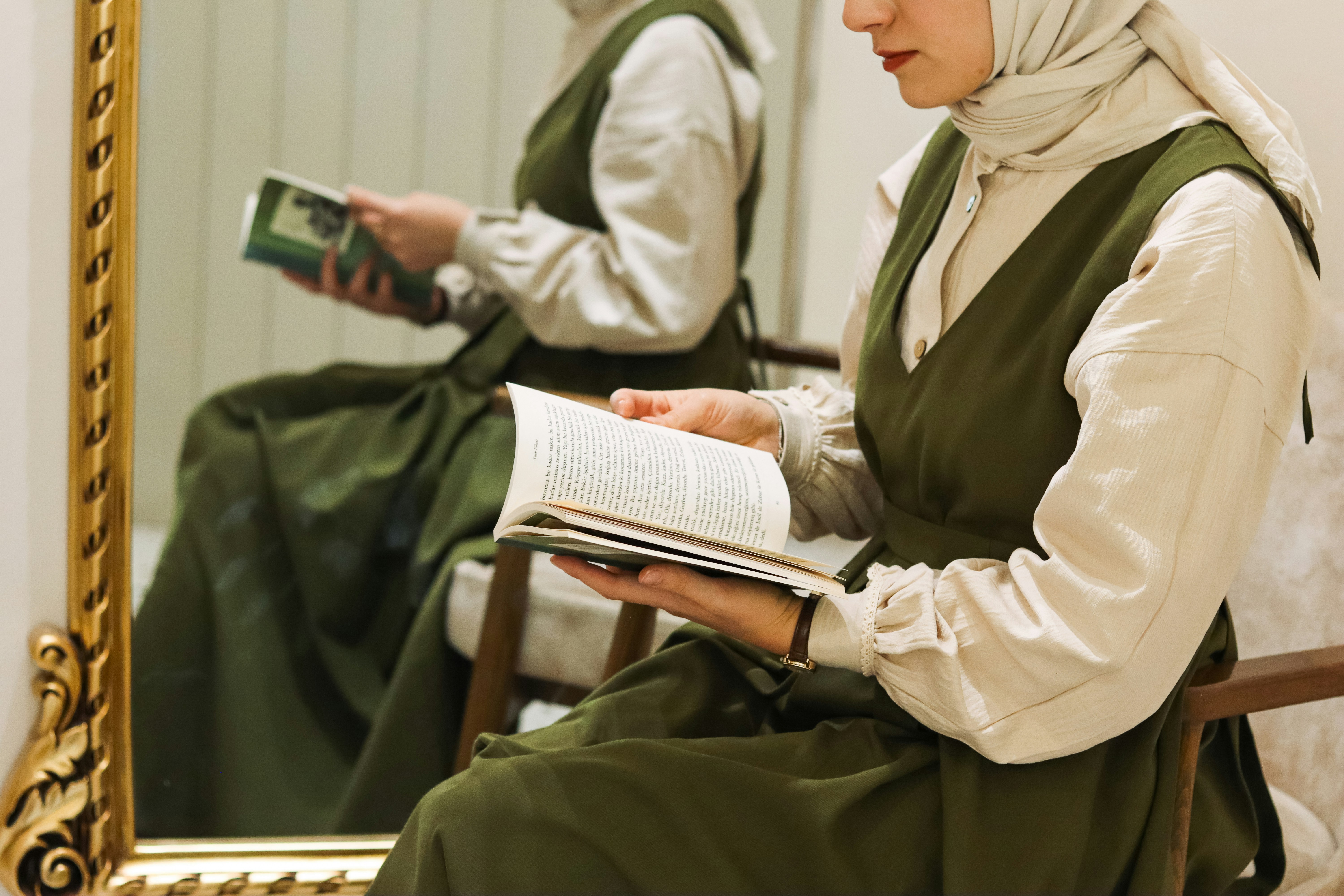 Healing Without Permission: Muslim Women Are Writing Their Own Rules for Mental Health