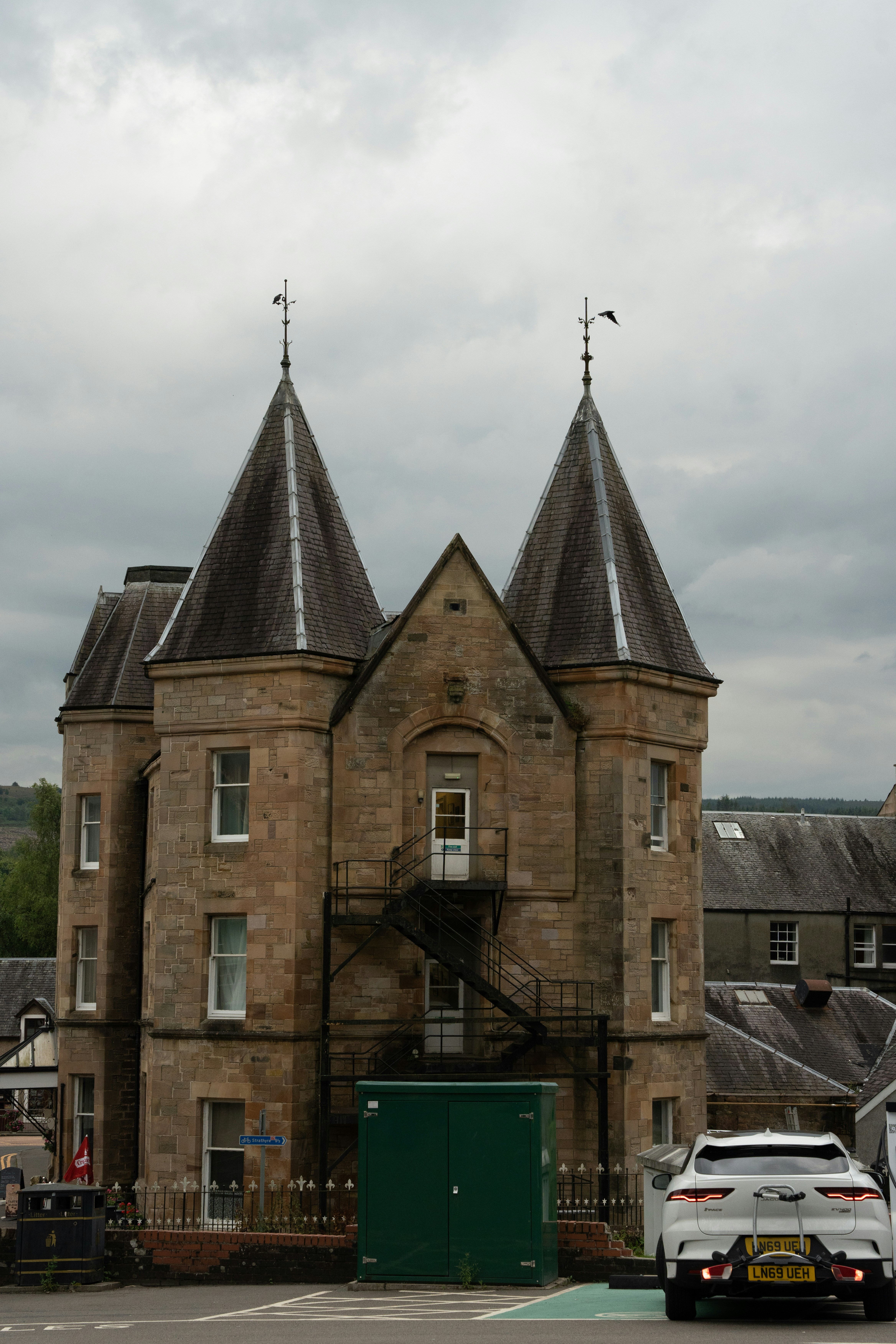 Photo by winstontjia