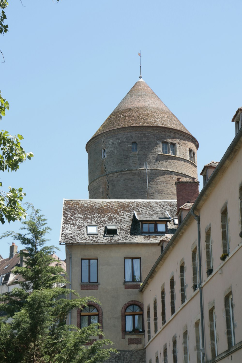 a large building with a tower on top of it