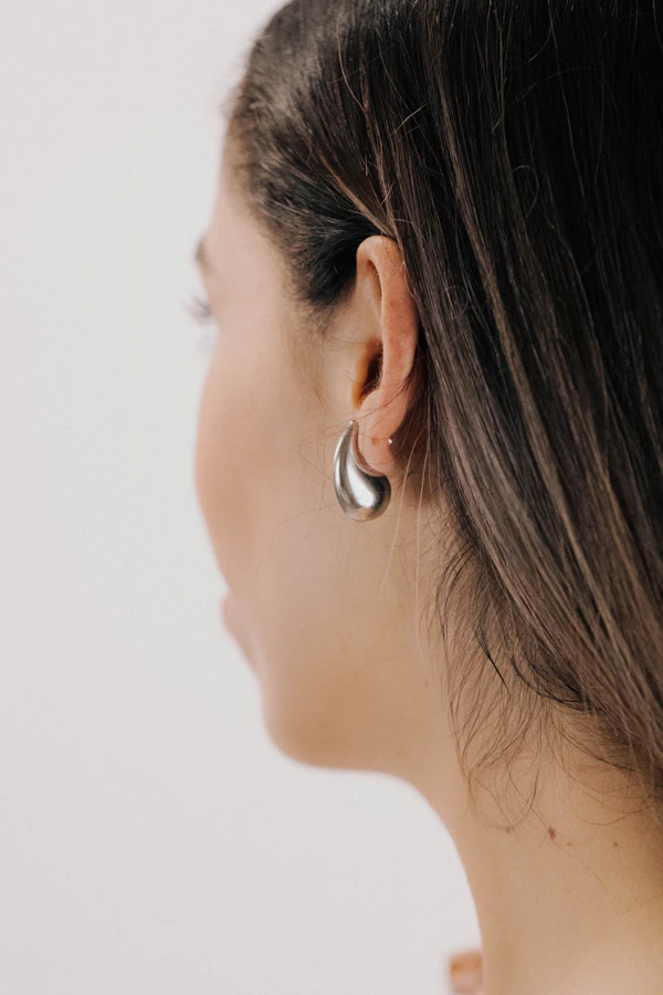 Ìlàjú Drop Earrings