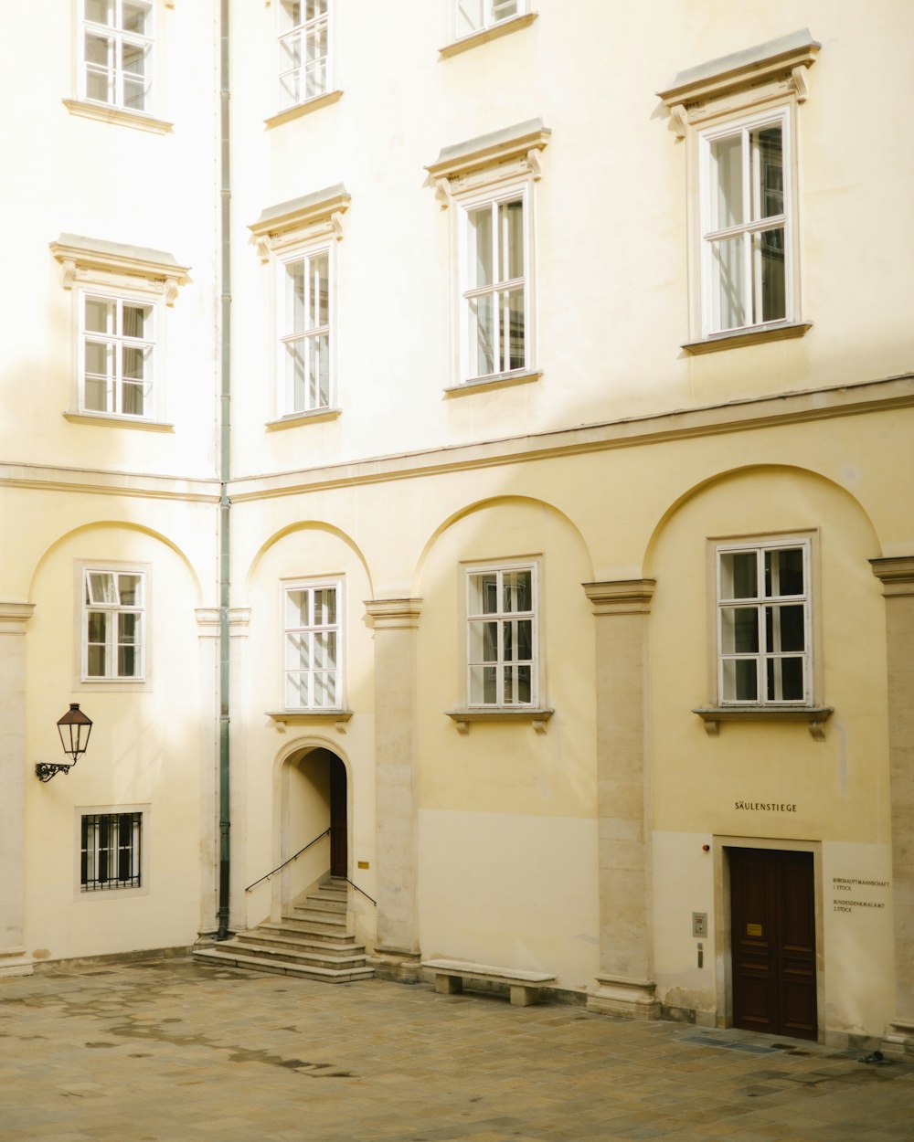 a large building with a bunch of windows