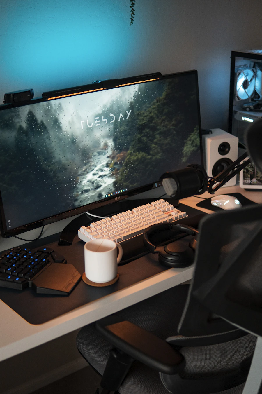 Gaming headset and setup