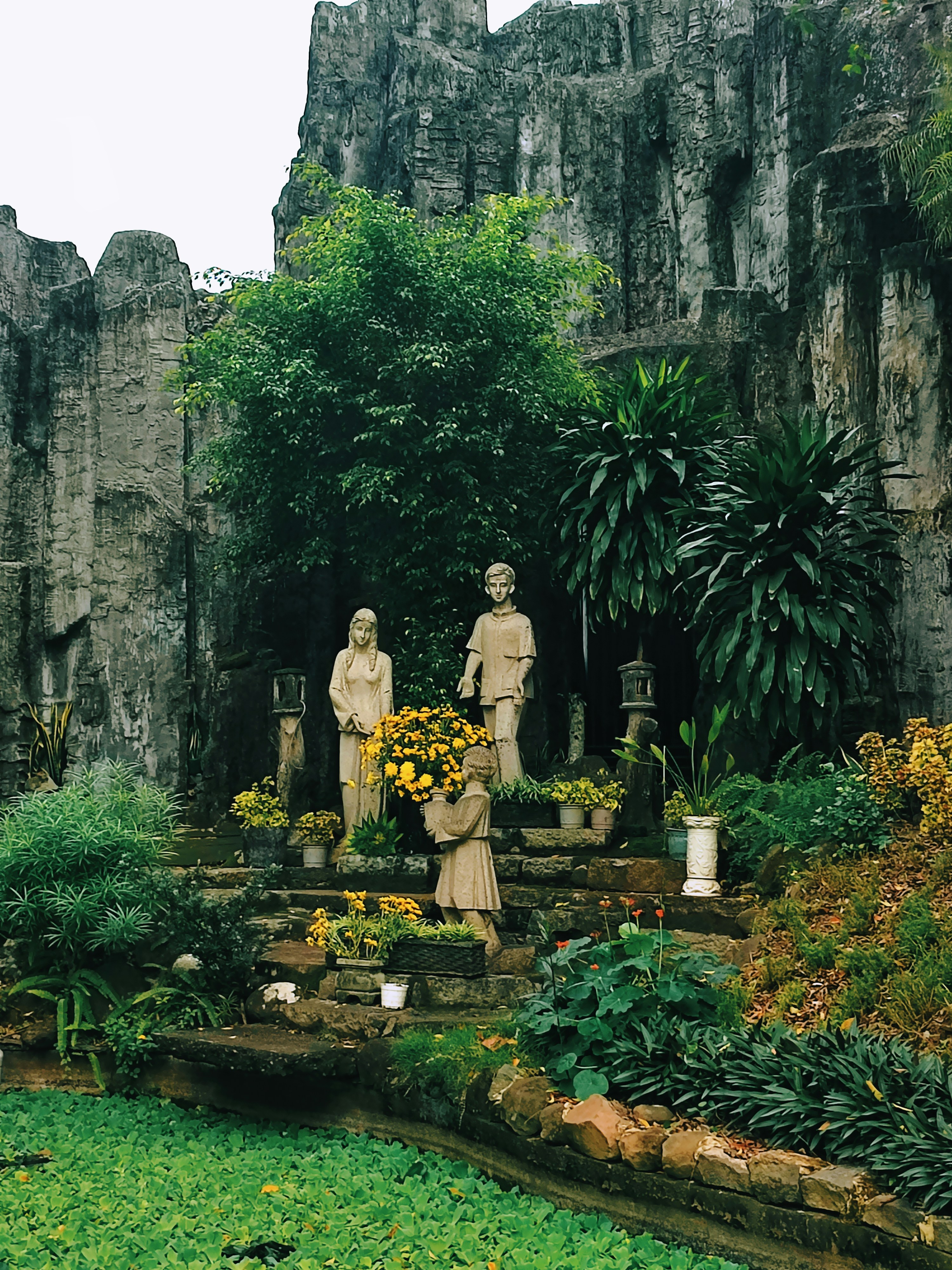 8 Secret Gardens in Explore City Travel Guides