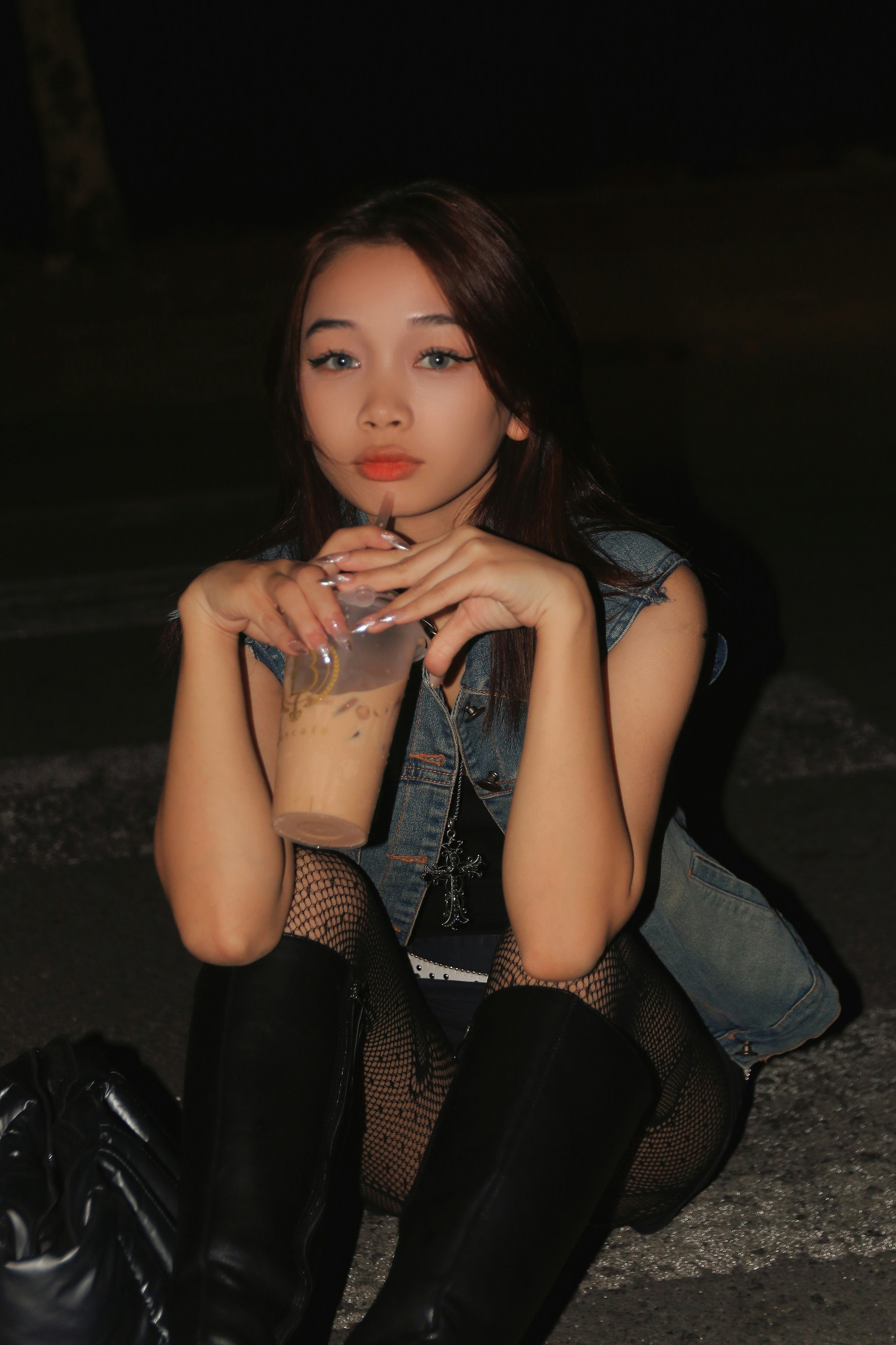 black and white bed linen