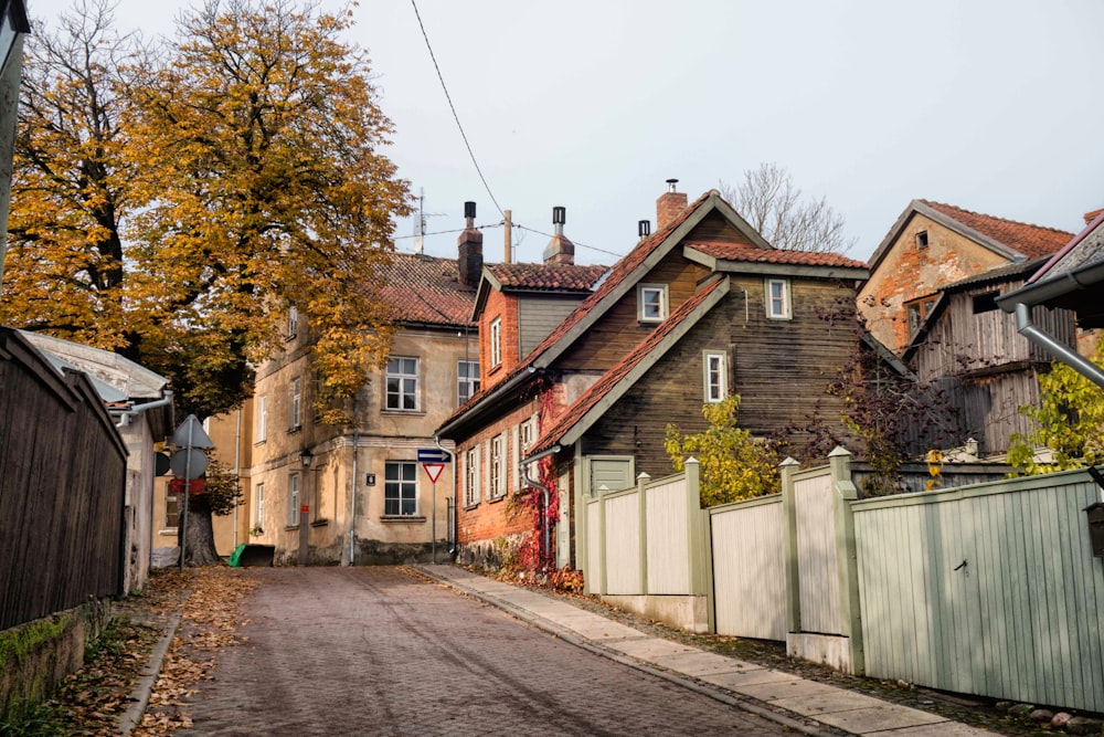 a street lined with houses next to each other