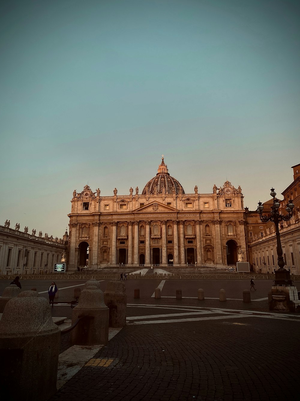 a large building with a dome on top of it