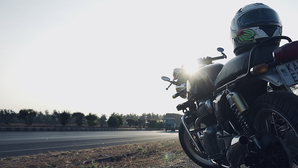 a motorcycle parked on the side of the road