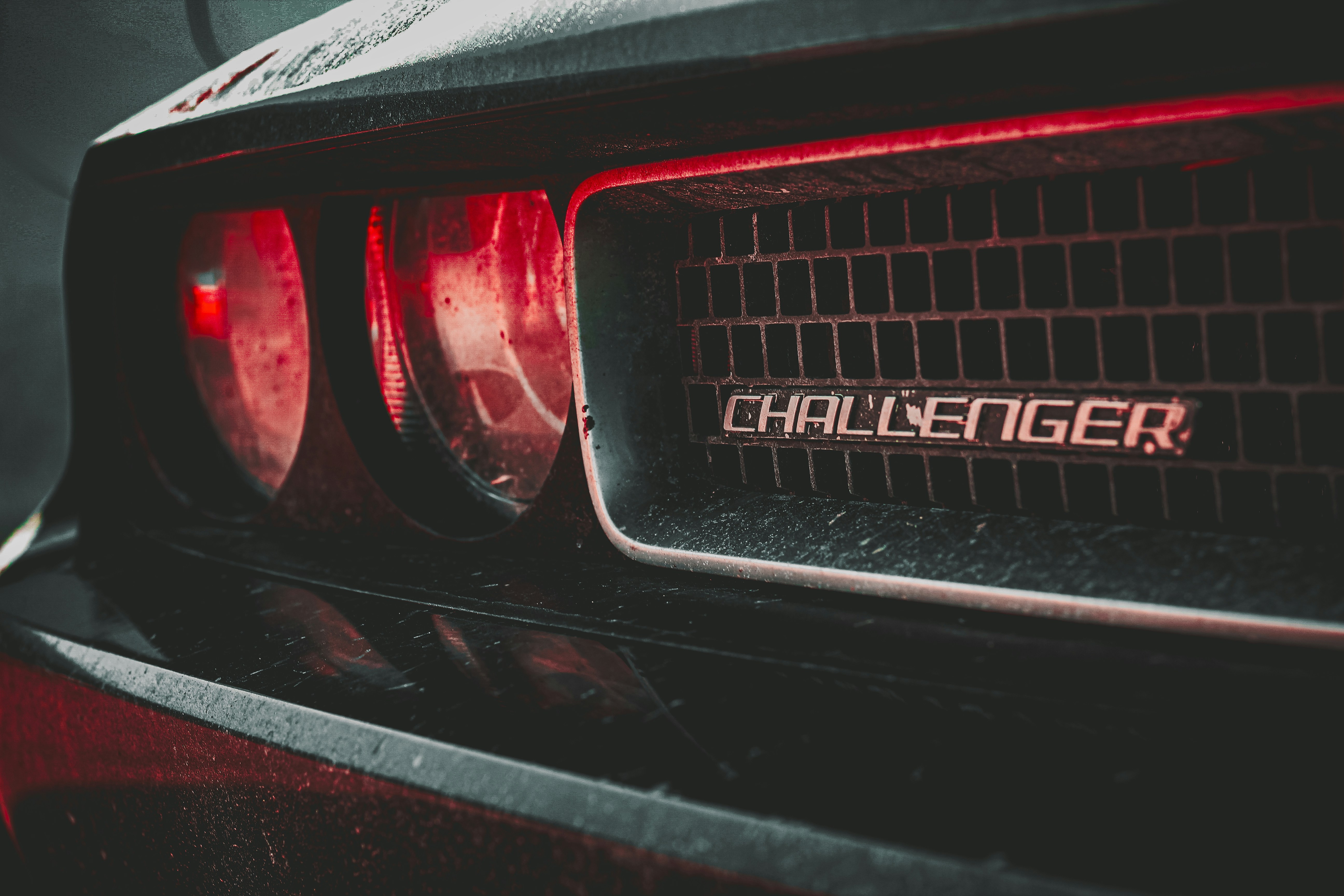 dark muscle car wallpaper, wallpaper, Chrysler 300C SRT8: A Modern Muscle Car 2