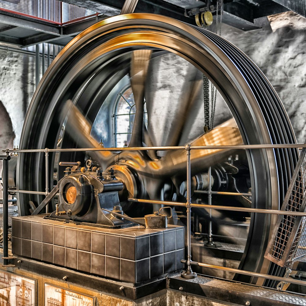 a large machine that is inside of a building