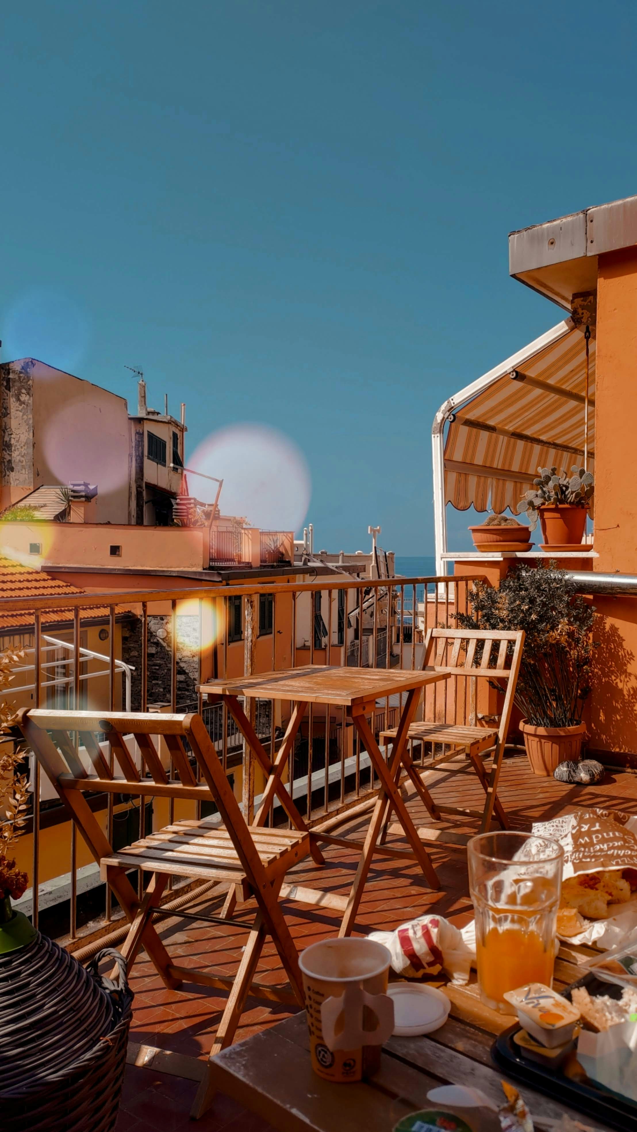 wooden balcony terrace aesthetic, wallpaper, Wood Texture Balcony: Design Ideas for a Cozy Retreat 4