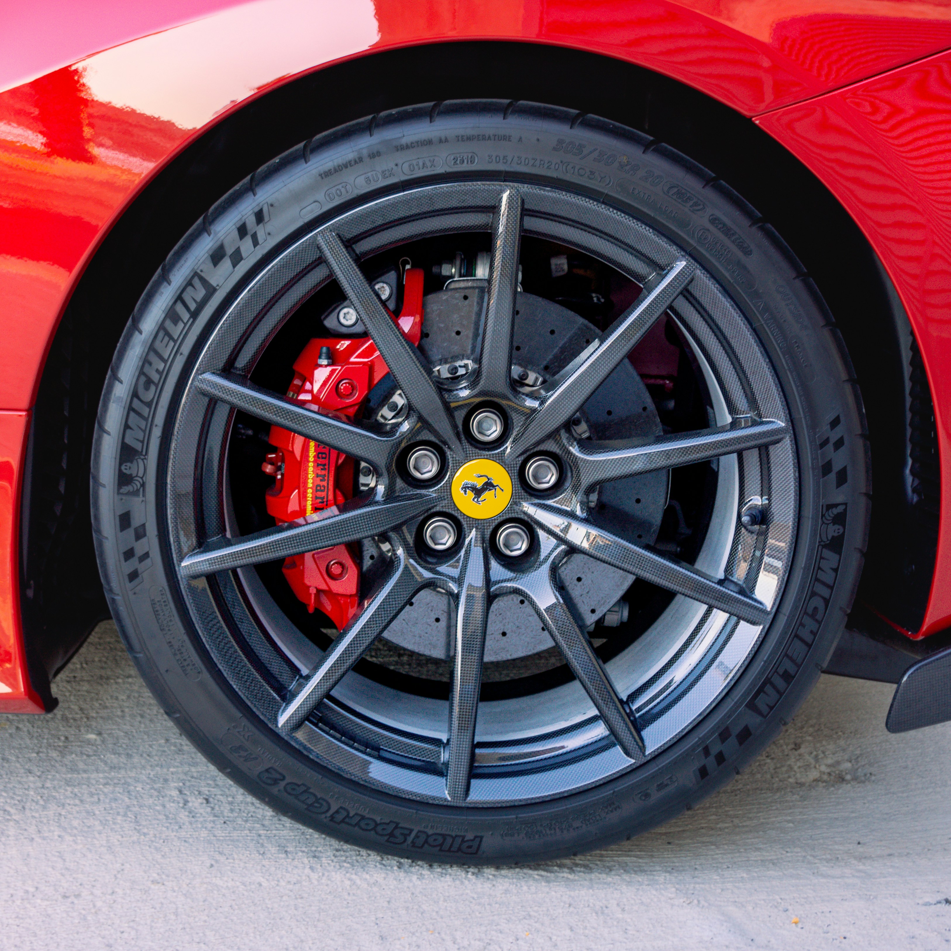 Photo by lucas_degenhardt