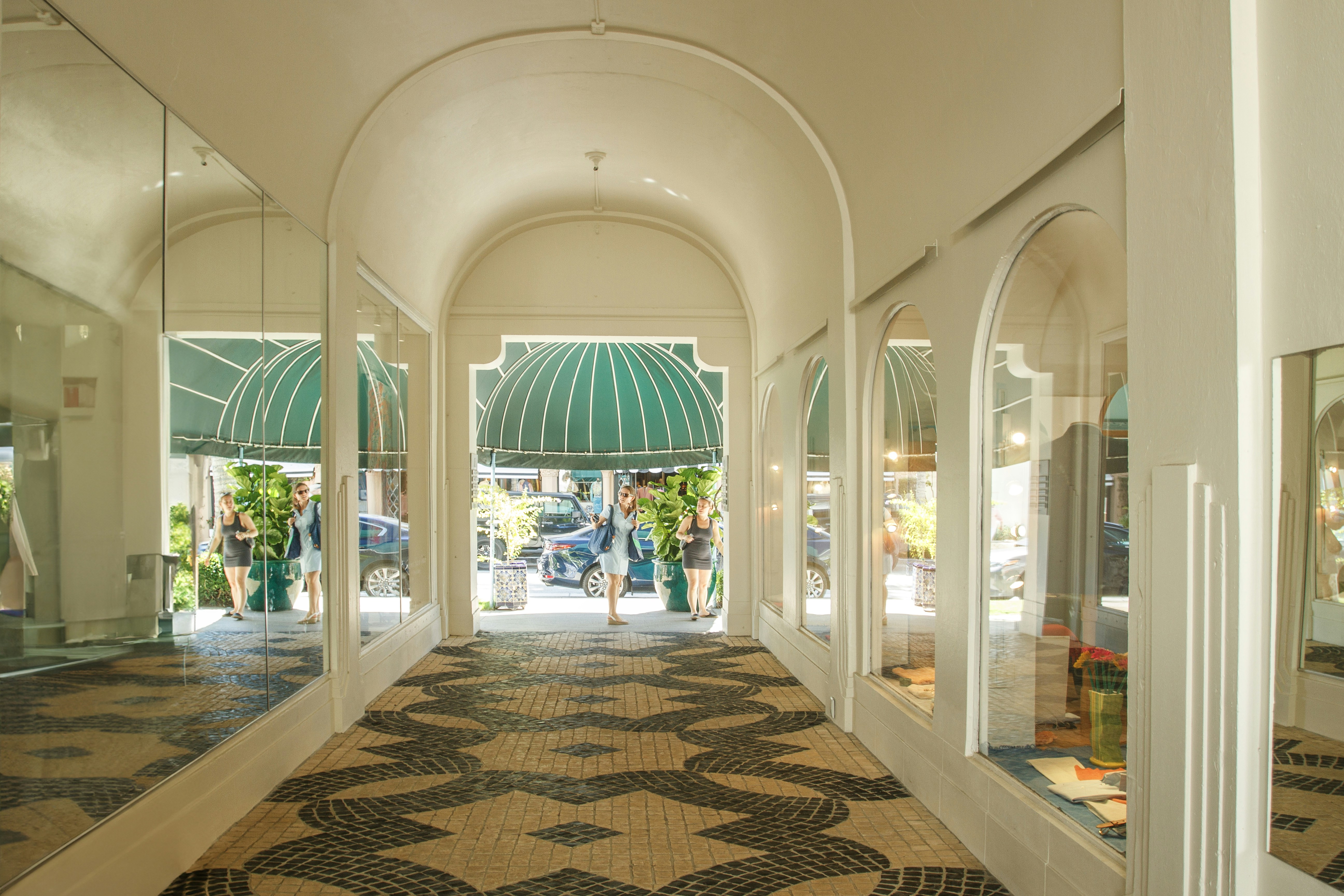 Photo by hectorfalcon