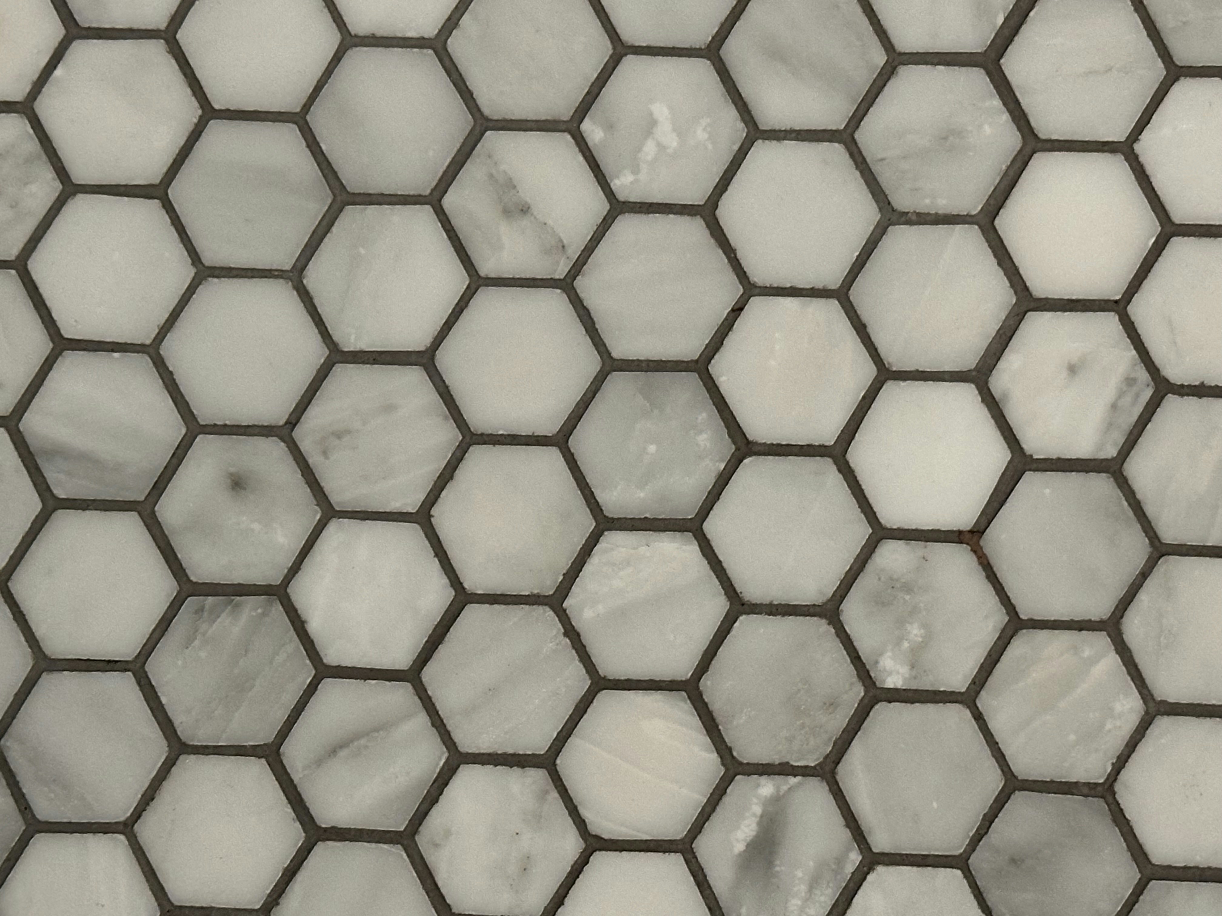 How to Choose the Right Grout Color for Your Home