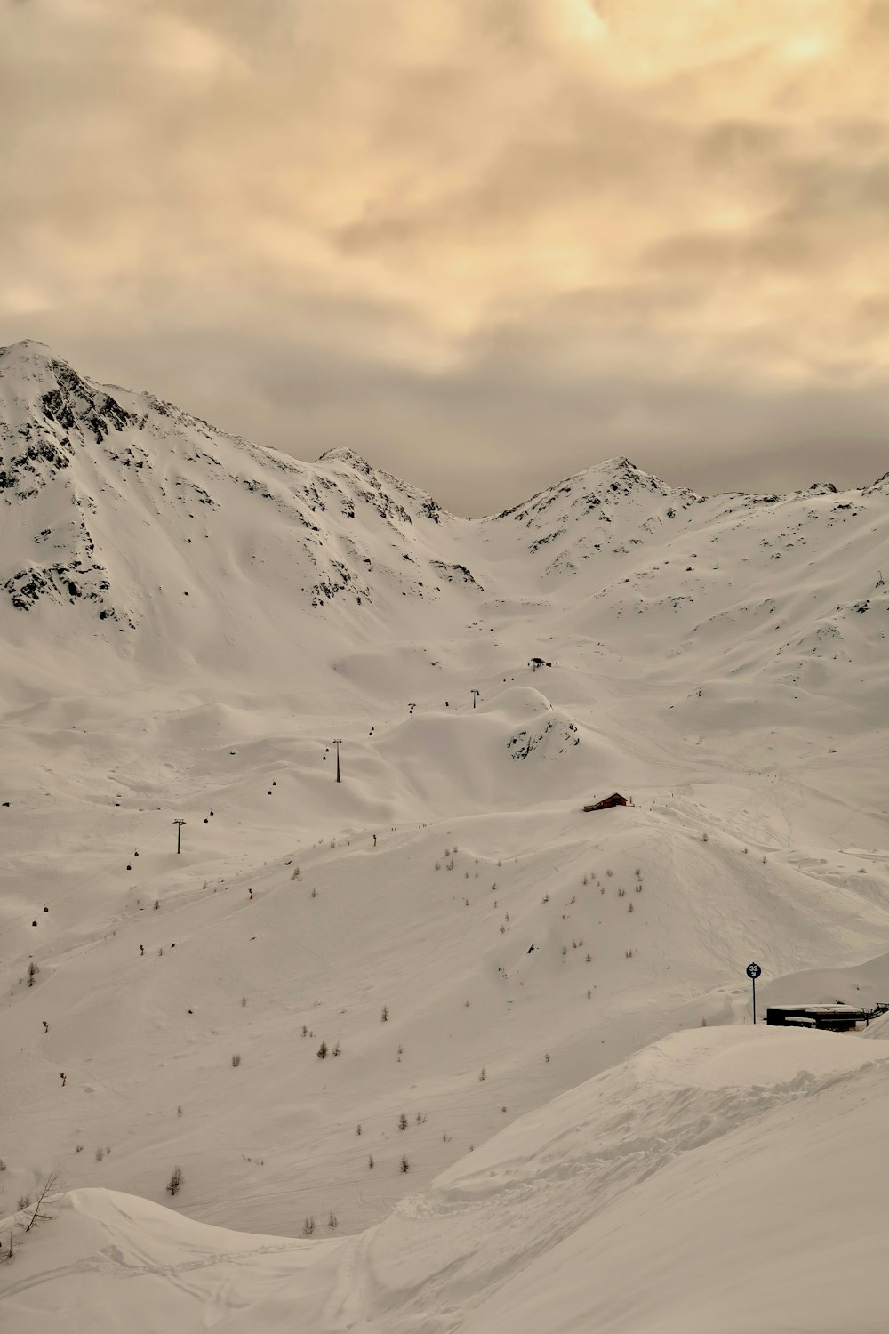 a snowy mountain covered in lots of snow