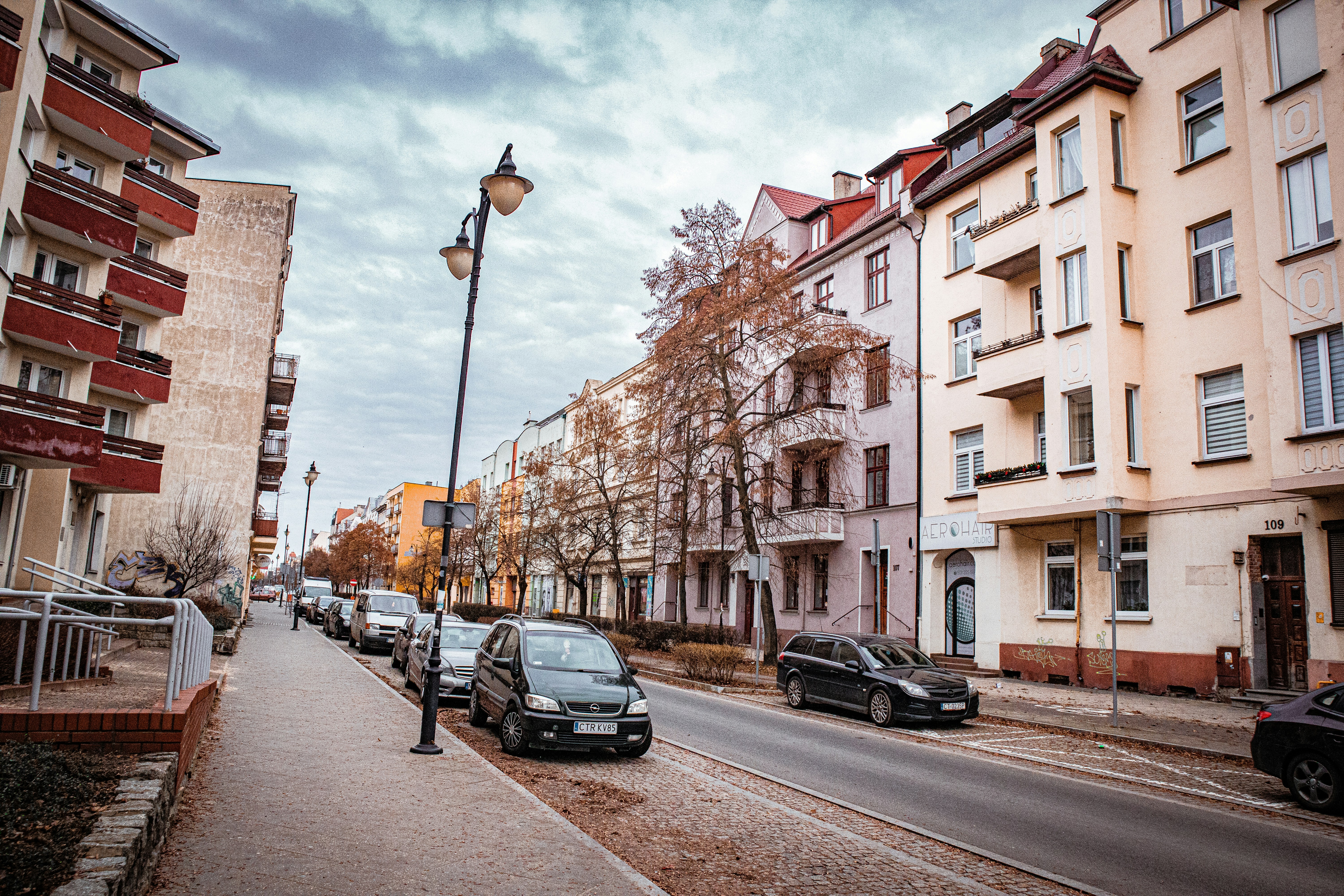 Photo by mugabo_library