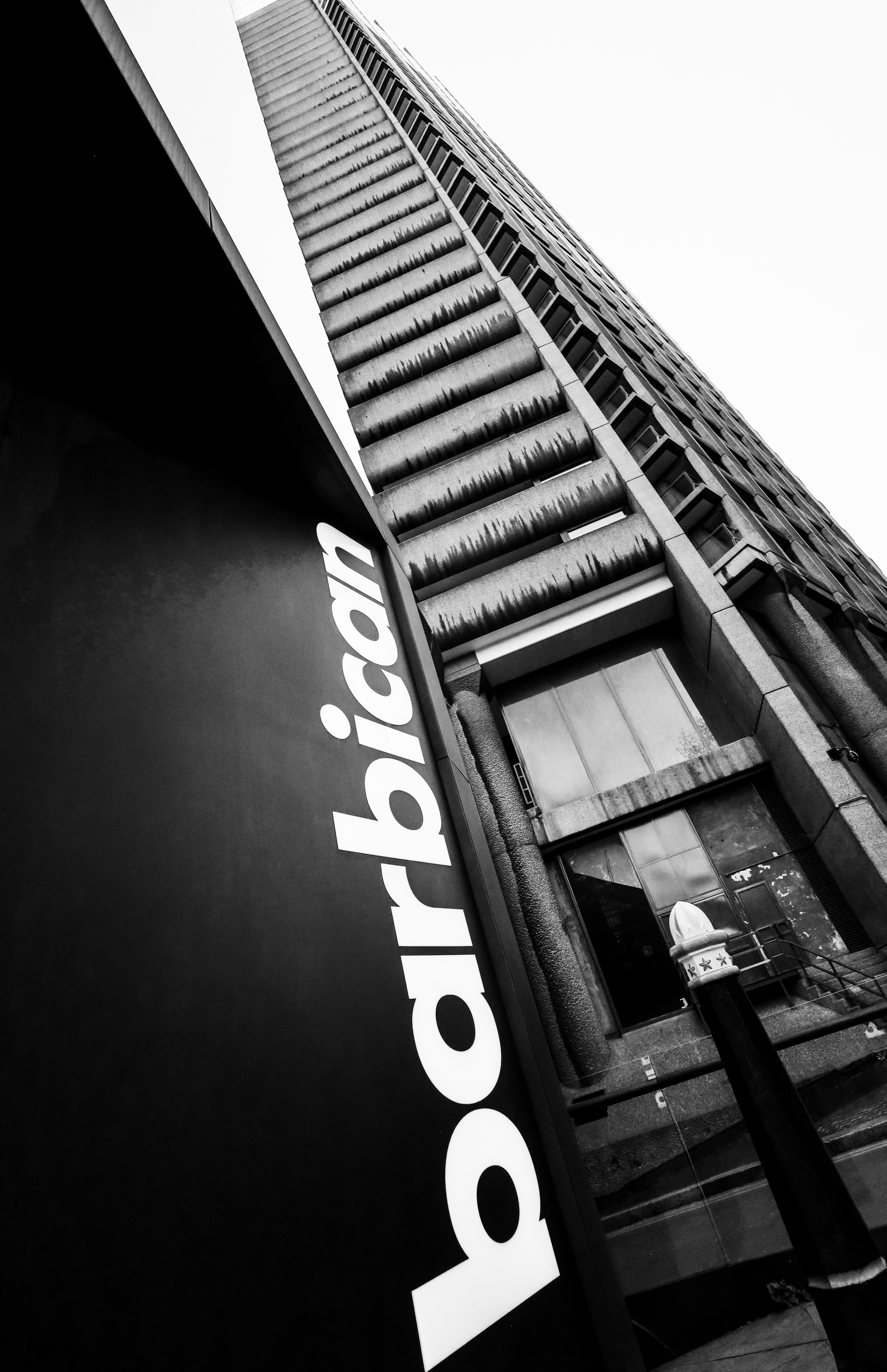 Monochrome Building Pictures | Download Free Images on Unsplash