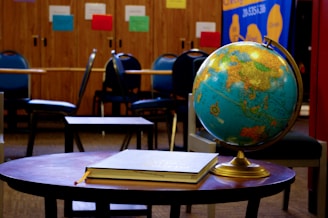 How to Study Effectively: Boost Your Focus with the Right Techniques: globe on a table in classroom