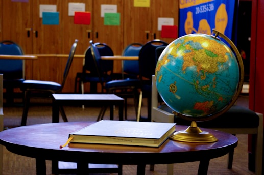 How to Study Effectively: Boost Your Focus with the Right Techniques: globe on a table in classroom