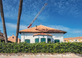 a building with a crane on top of it