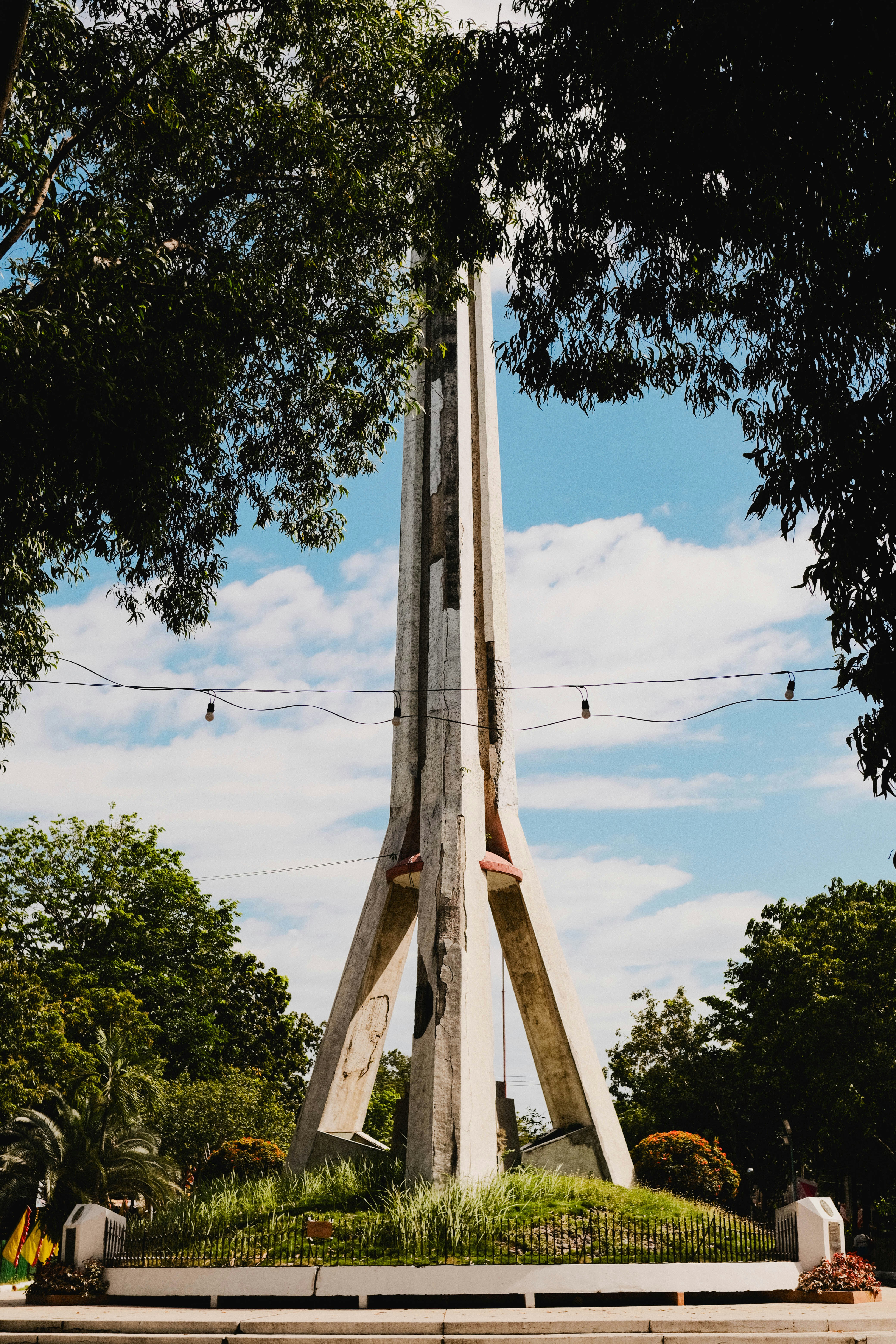 Heroes Monument Park photo 2