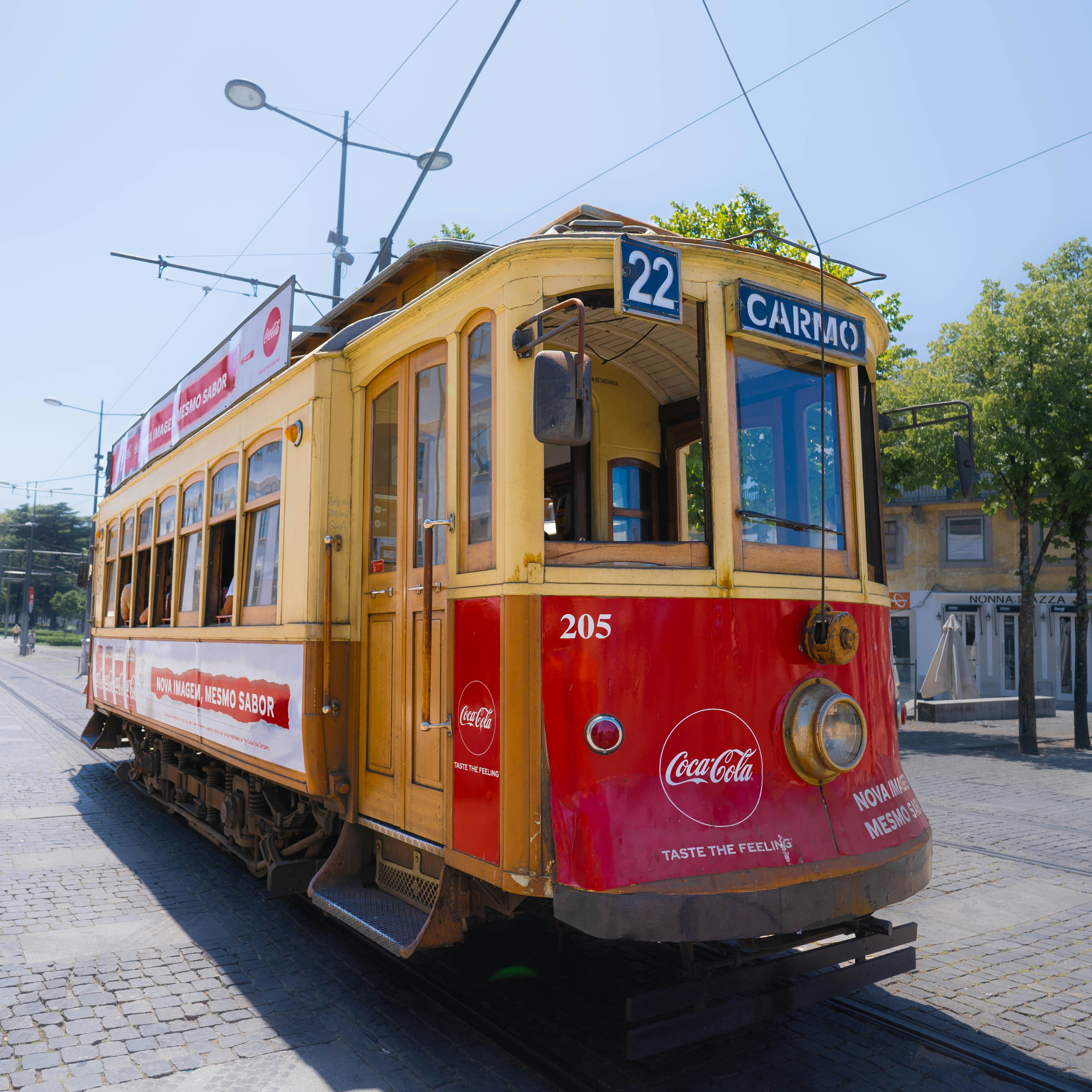 Hospitality Business Idea – Restaurant Tram