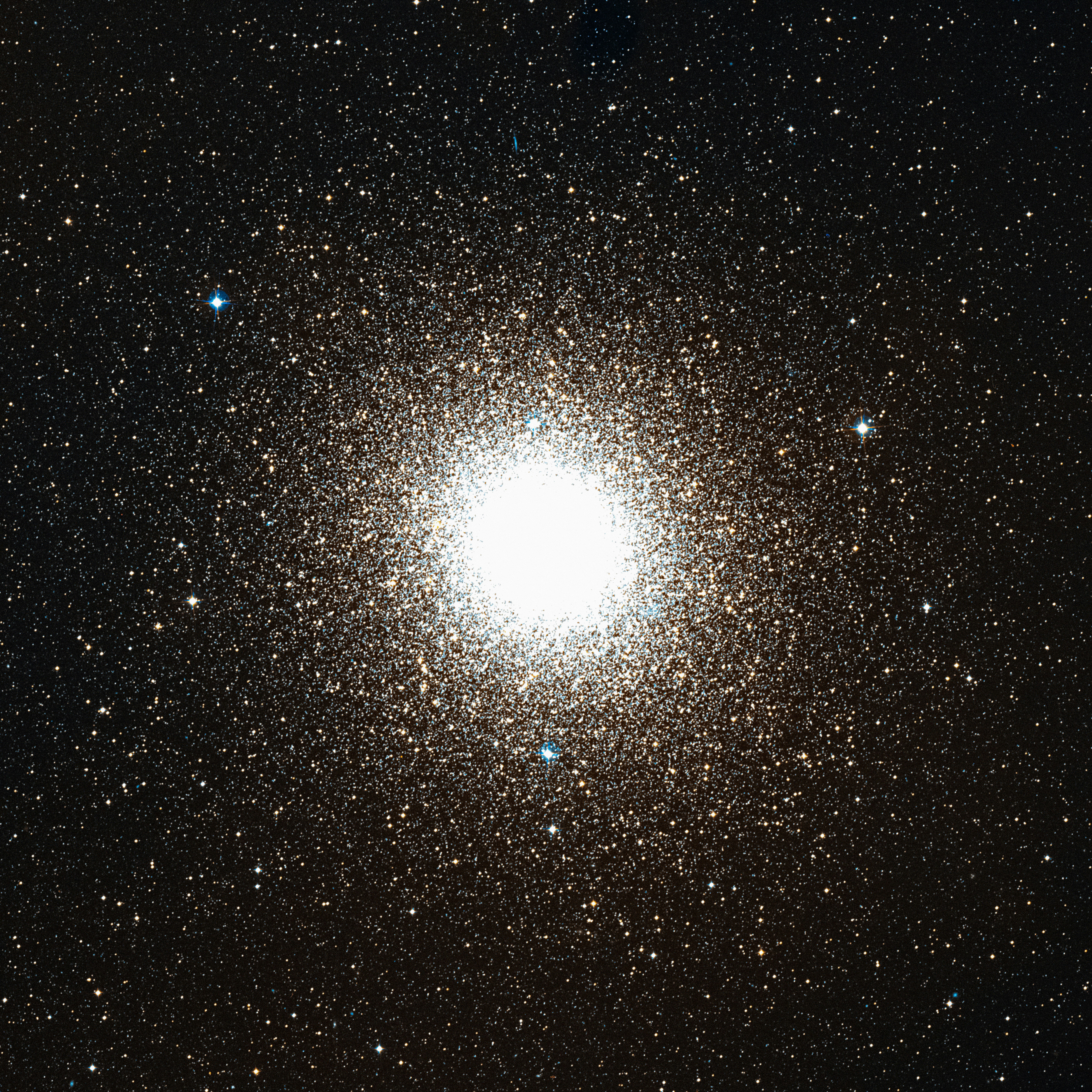 a bright star in the middle of the night sky