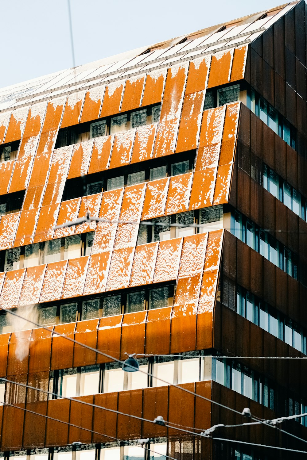 a tall building with a lot of windows on it